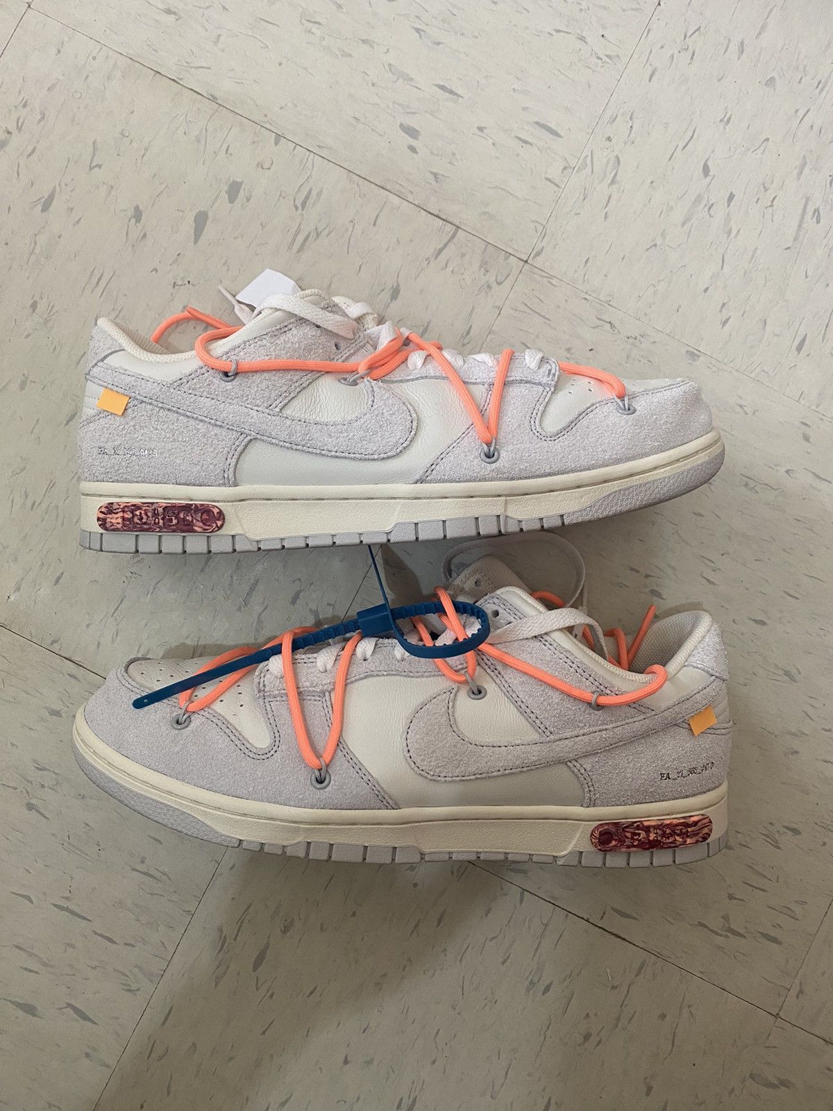 Nike × Off-White Nike dunk low off white Size US 11 / EU 44 - 1 Thumbnail