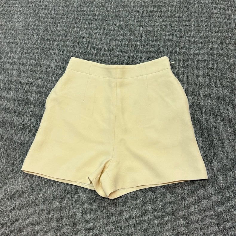 Dior Dior Beige wool suit shorts Size 42" / US 20 - 1 Thumbnail