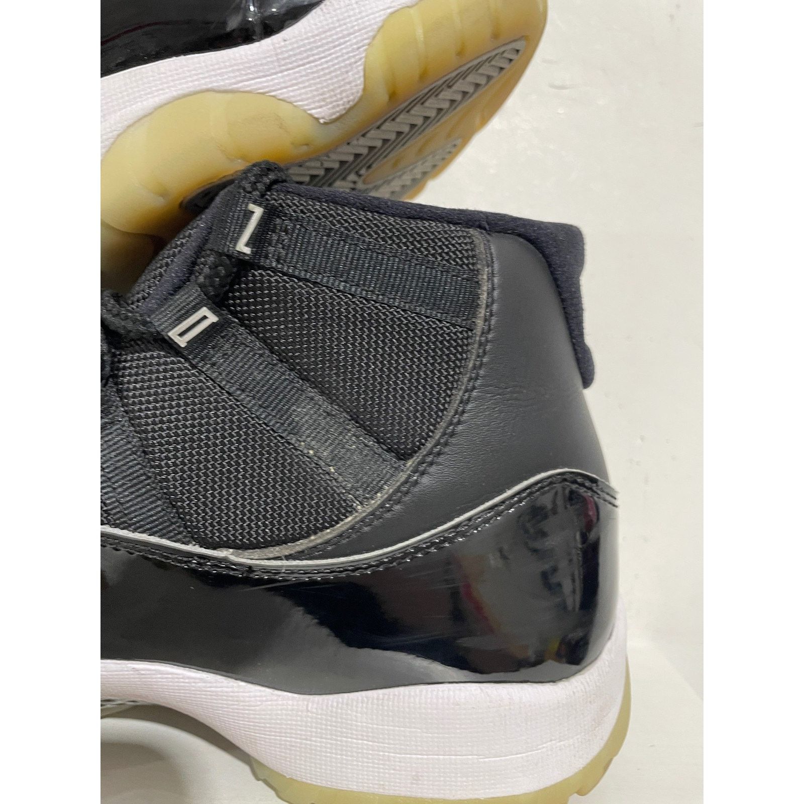 Nike JORDAN 11 RETRO JUBILEE SIZE 10 PREOWNED Size US 10 / EU 43 - 4 Thumbnail