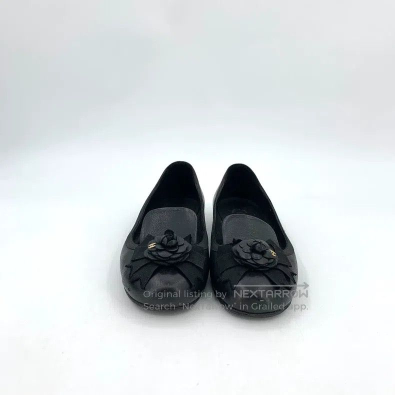 Chanel Chanel Black camelia casual flat shoes Size US 5 / IT 35 - 3 Thumbnail
