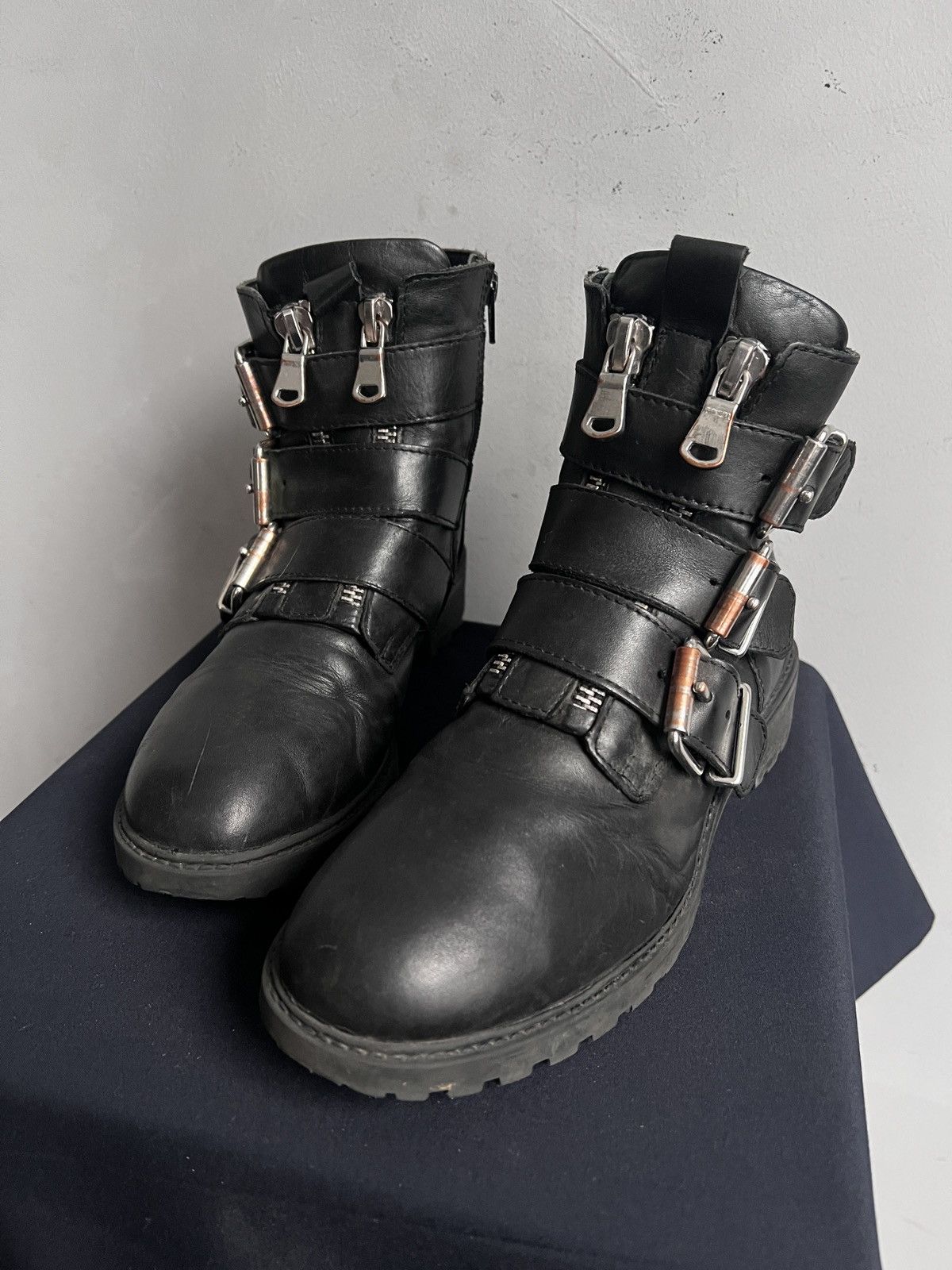 Hedi Slimane Rare leather belted ankle moto boots new rock style hype Size US 7.5 / EU 40-41 - 4 Thumbnail