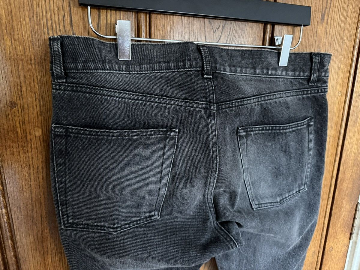 Saint Laurent Paris FW18 Saint Laurent dark grey black denim jeans distressed 32 Size US 32 / EU 48 - 16 Thumbnail
