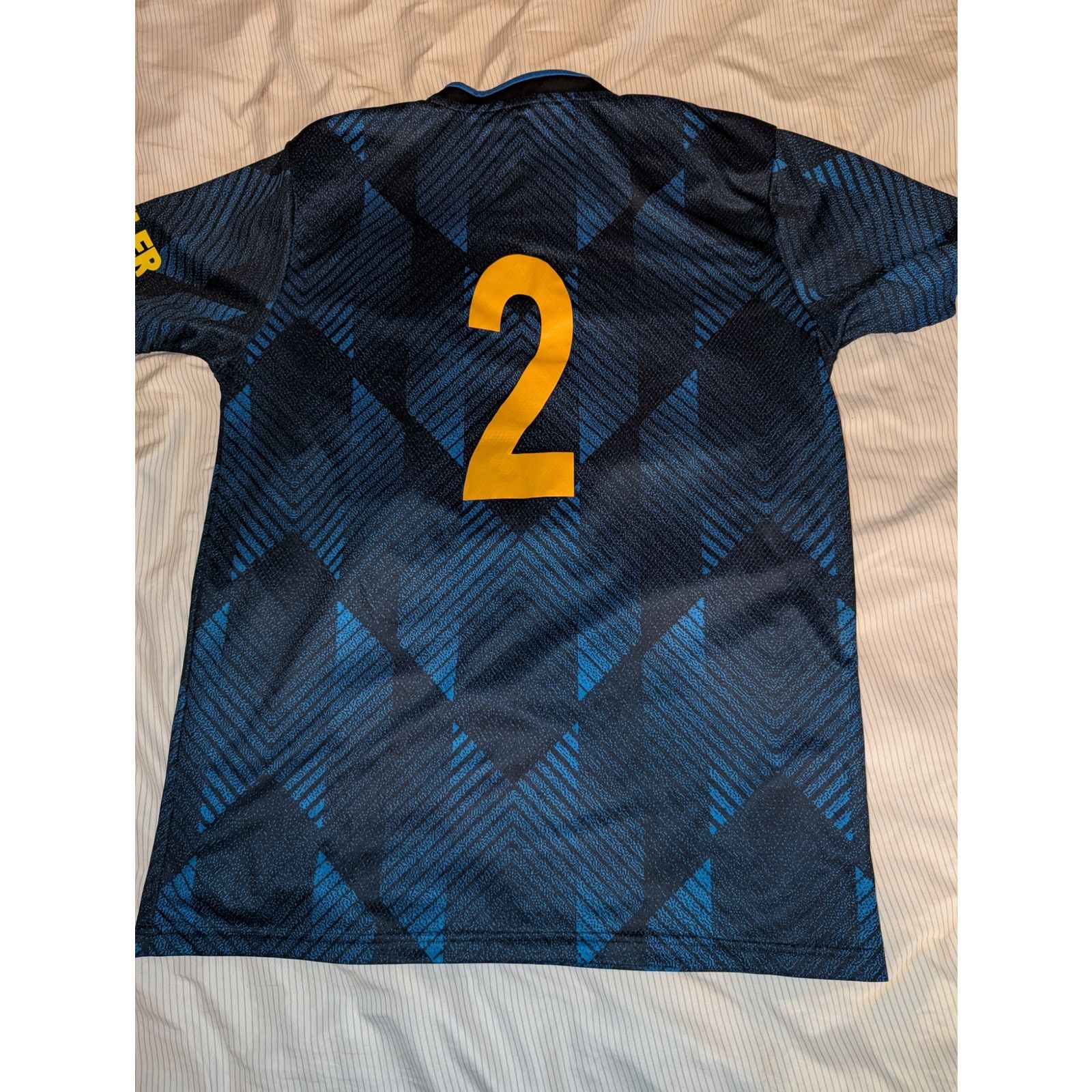 Adidas Manchester United 2021 / 22 Jersey #2 Large Adidas Size US L / EU 52-54 / 3 - 5 Thumbnail