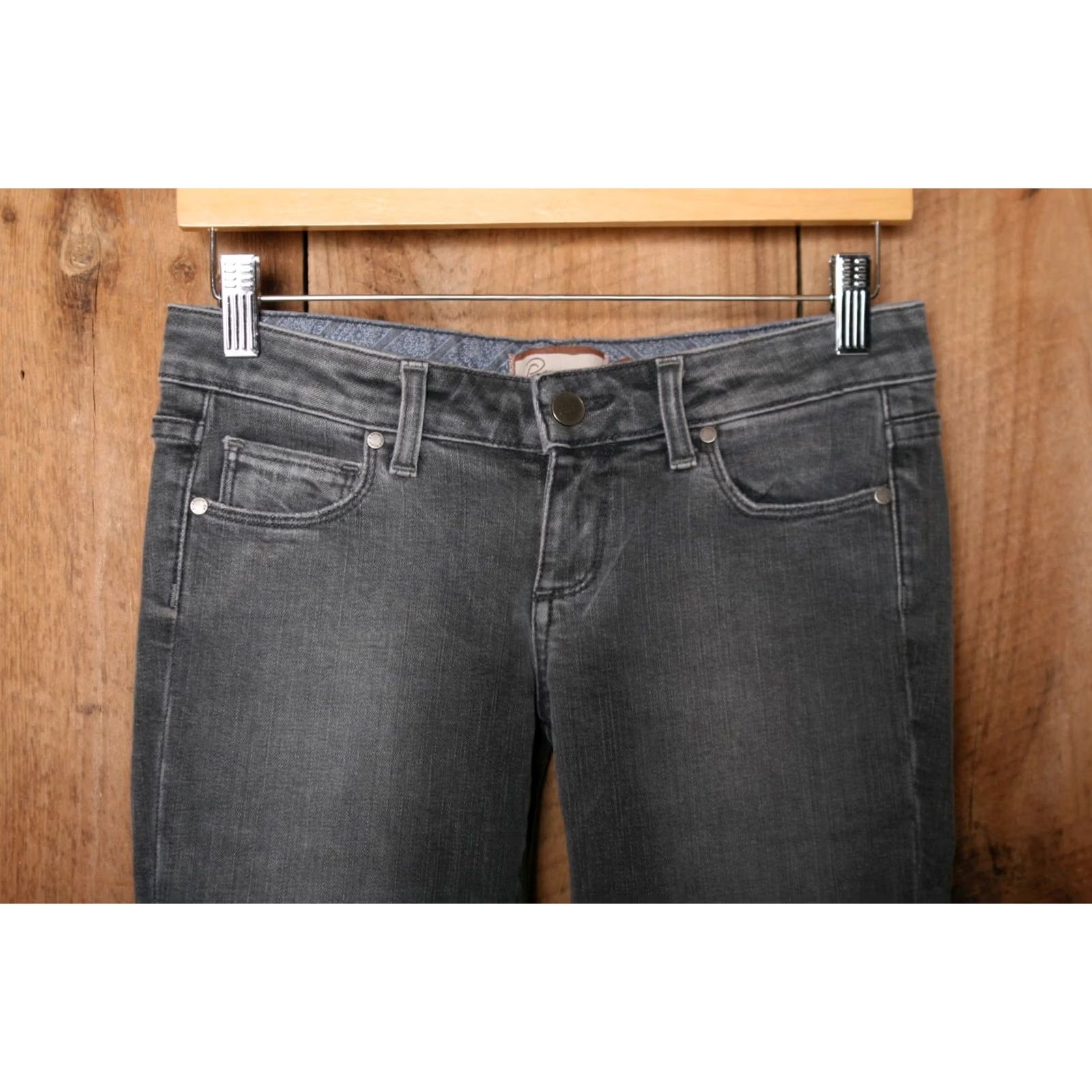 Paige PAIGE Gray Denim Skinny Jeans Sz. 26 Stretch Straight Leg 28x32 Women Slim Low Rise Inseam 32 PaGe Blue Heights Jeans Womens Skinny Denim Sz. 26 Gray Size 26" / US 2 / IT 38 - 3 Thumbnail