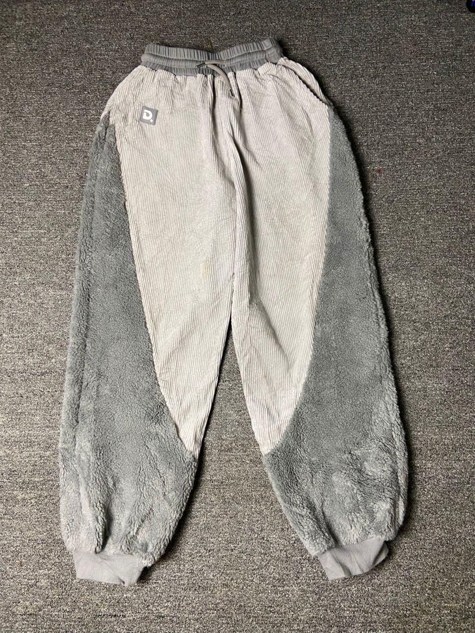 Japanese Brand DARICH Brand Corduroy + Fuzzy Sweatpants (161) Size 22" - 2 Thumbnail