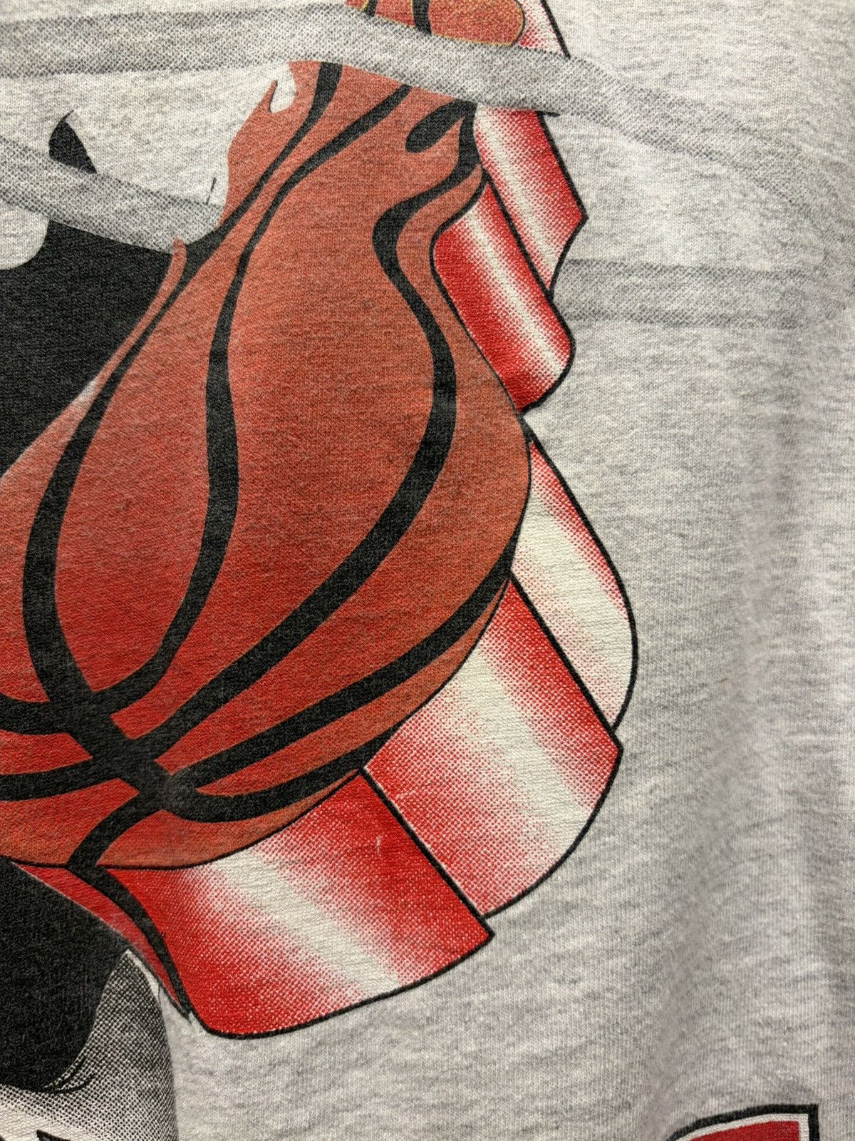 NBA Vintage Y2K Miami Heat Shirt Size US XL / EU 56 / 4 - 6 Thumbnail