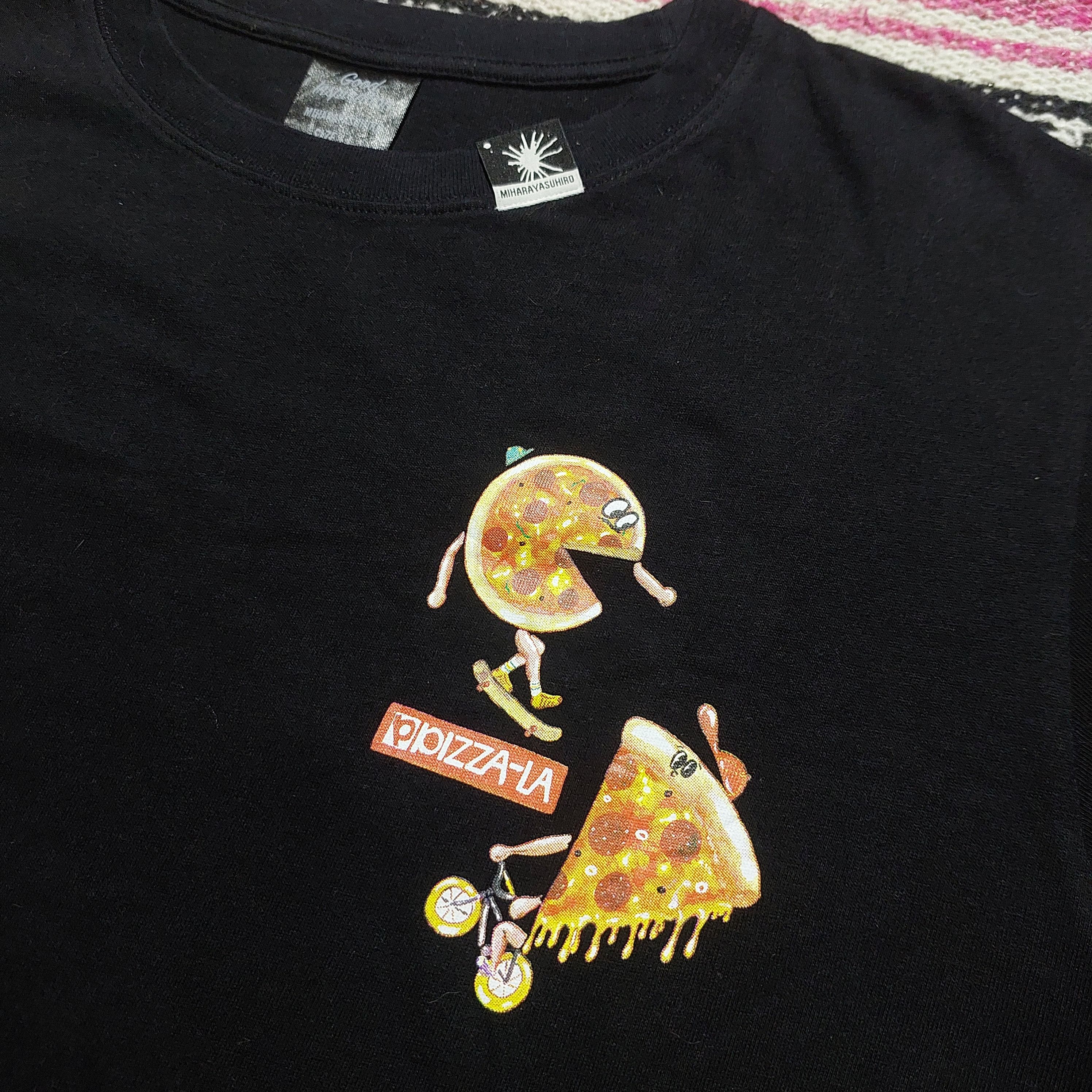 GU × Japanese Brand × Maison MIHARA YASUHIRO Miharayasuhiro pizza La S/S shirt Size US L / EU 52-54 / 3 - 4 Thumbnail