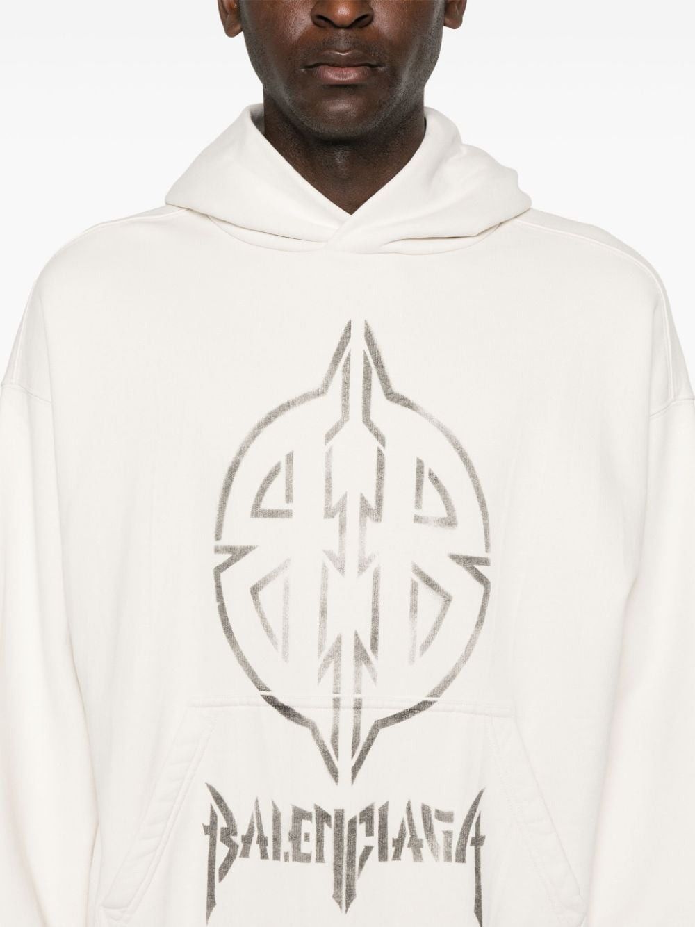 Balenciaga o1la1rc1a0925 Dup / Metal BB Stencil Hoodie Medium Fit Ivory Size US L / EU 52-54 / 3 - 5 Thumbnail