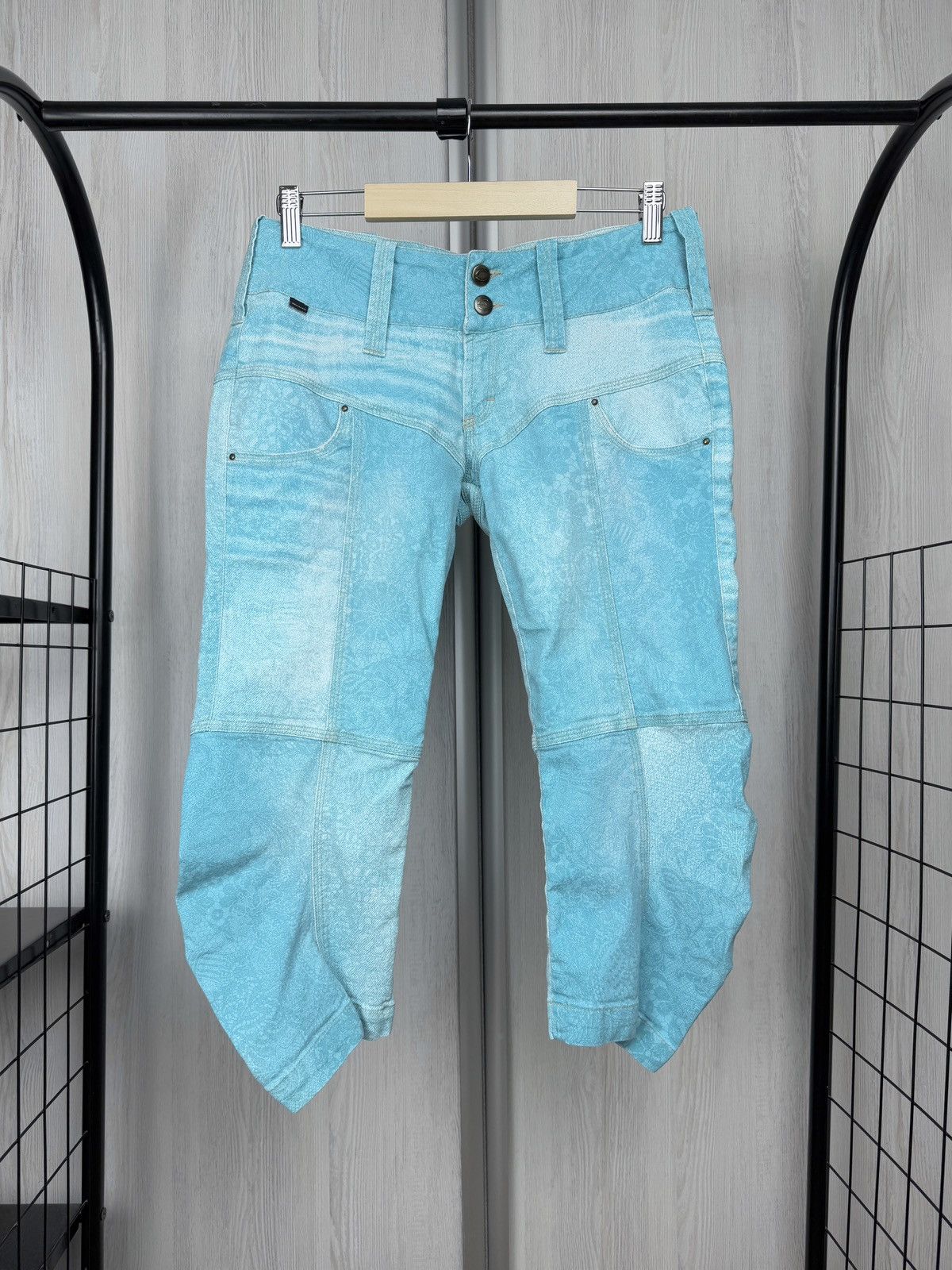 Just Cavalli Just Cavalli blue pattern patchwork half pants capri shorts Size 28" / US 6 / IT 42 - 1 Thumbnail