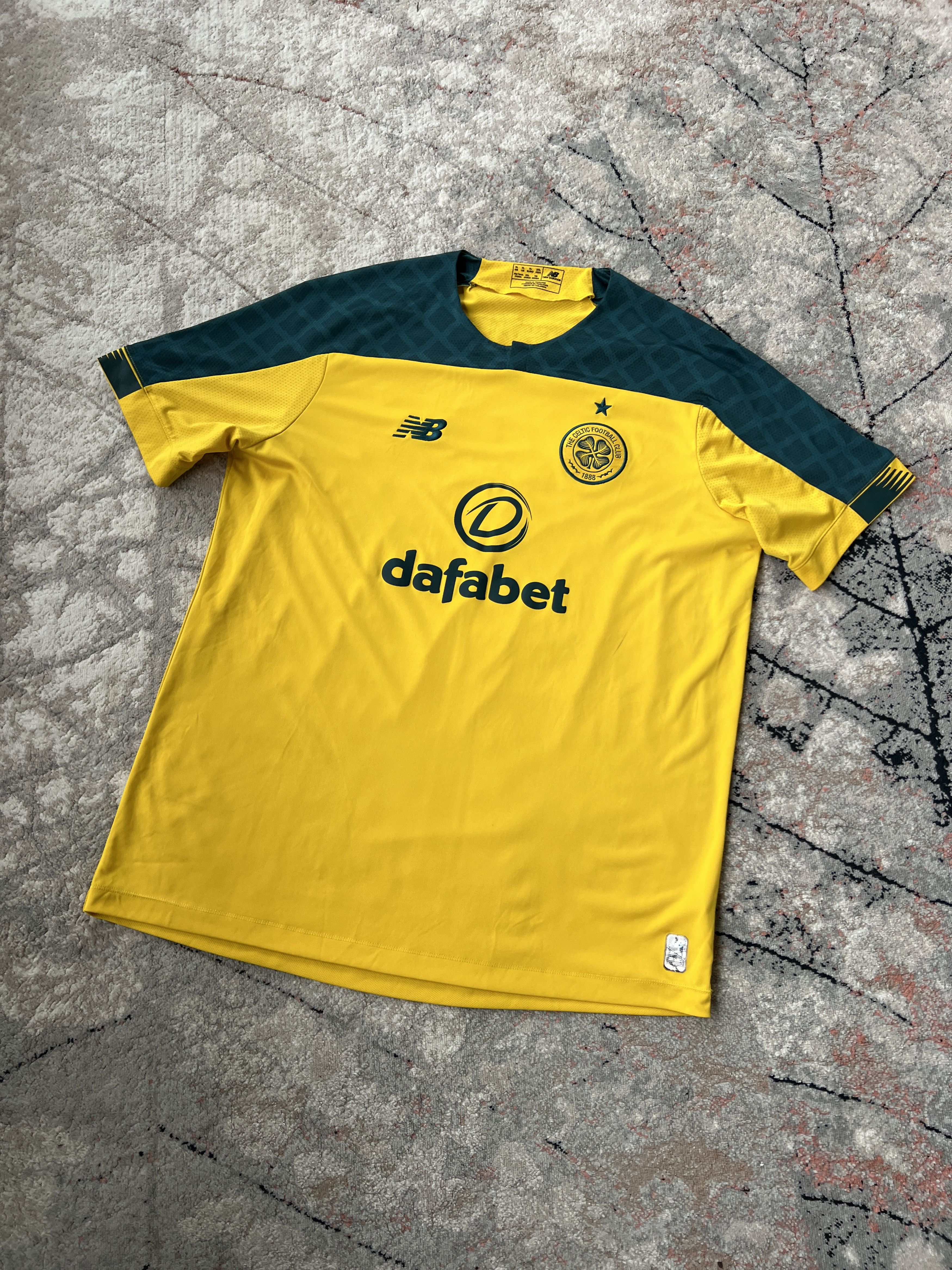 New Balance New Balance Celtic Football Jersey Size US XL / EU 56 / 4 - 1 Thumbnail