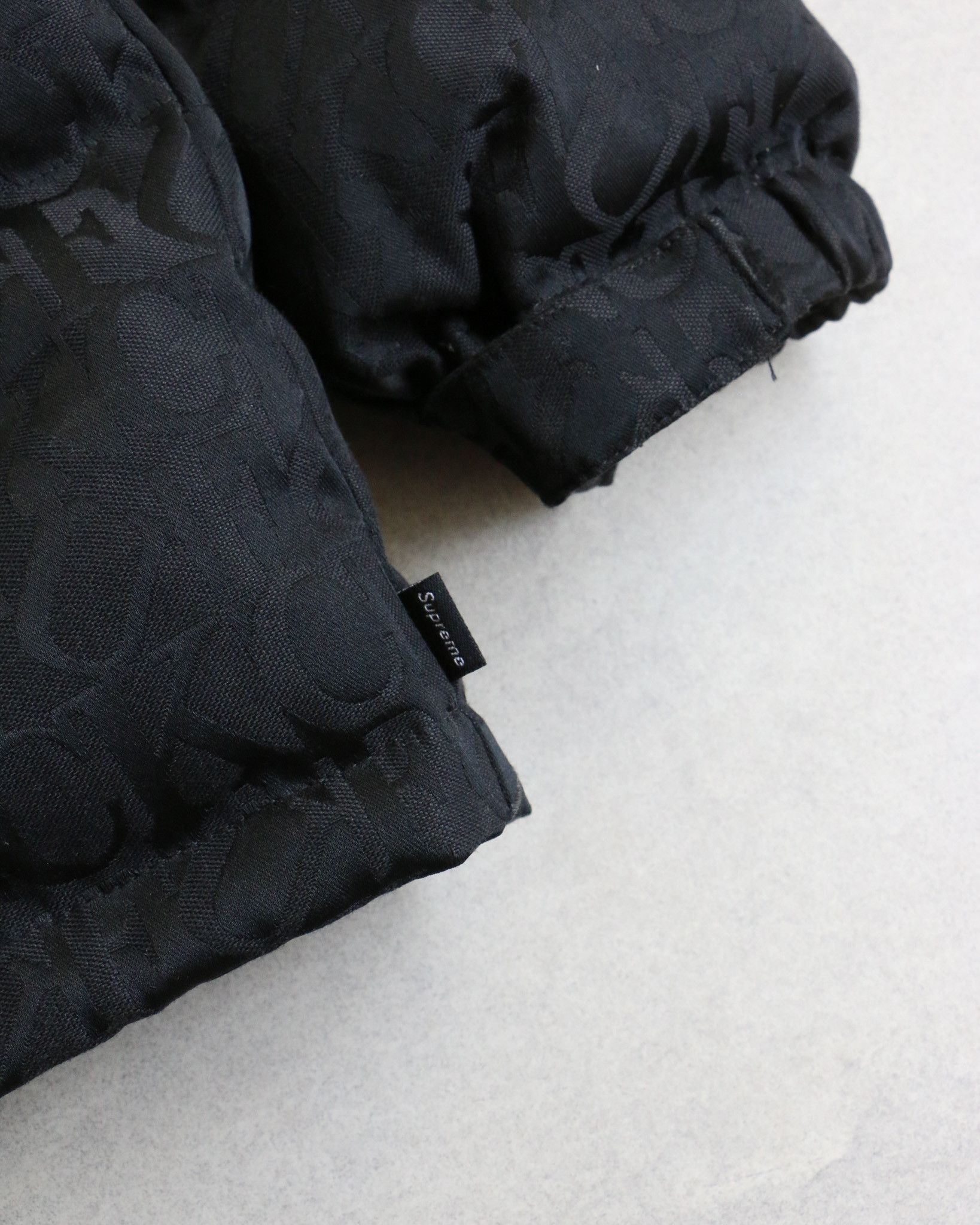 Supreme Supreme FUCK Jacquard Puffer Jacket Black Size US L / EU 52-54 / 3 - 4 Thumbnail