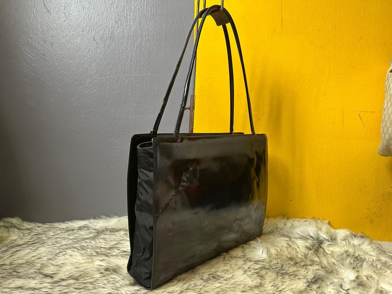 Dior Authentic Christian Dior Lady Dior Patent Leather Tote Bag Size ONE SIZE - 2 Thumbnail