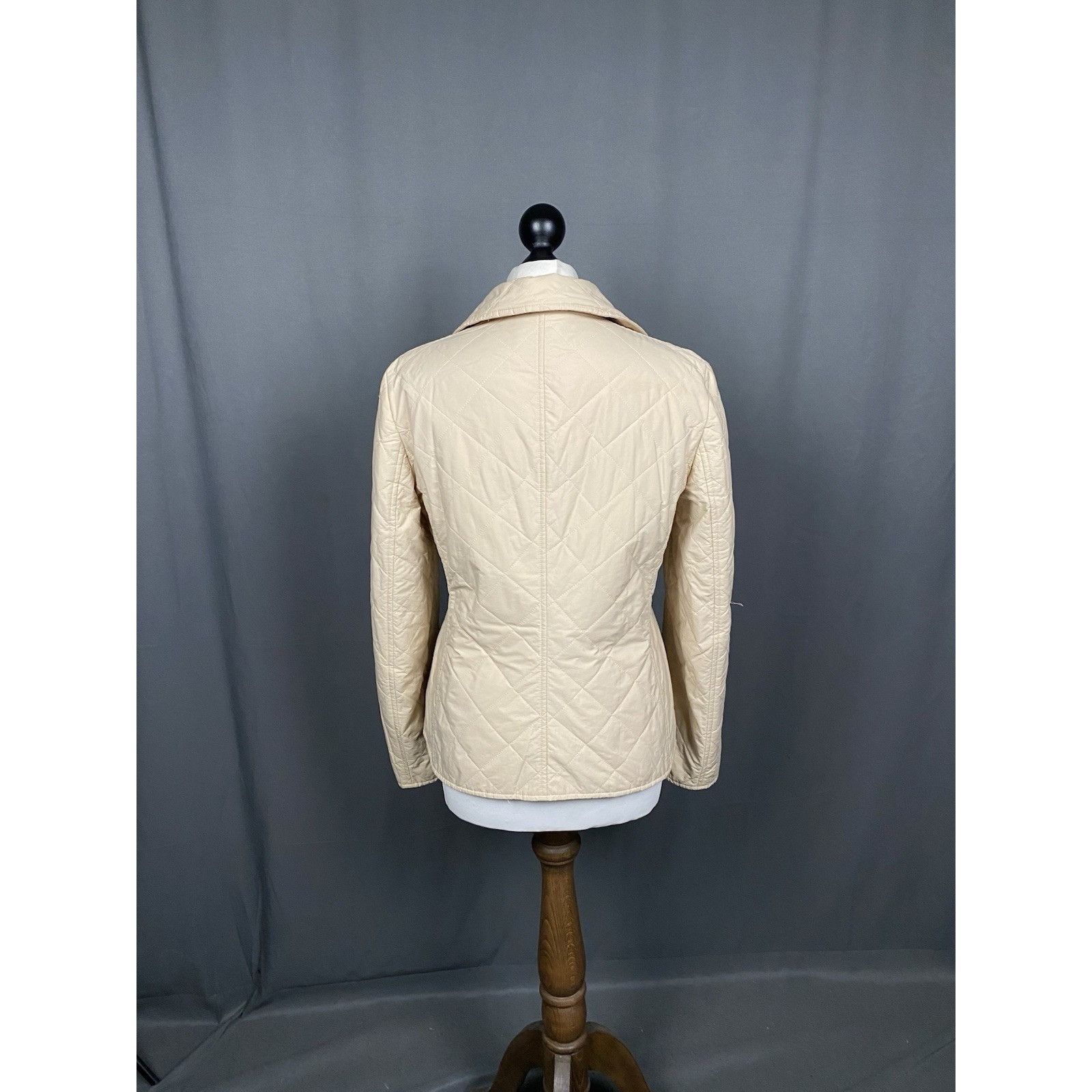 Salvatore Ferragamo Salvatore Ferragamo Floral Lining Women's Beige Pink Quilted Size M / US 6-8 / IT 42-44 - 7 Thumbnail