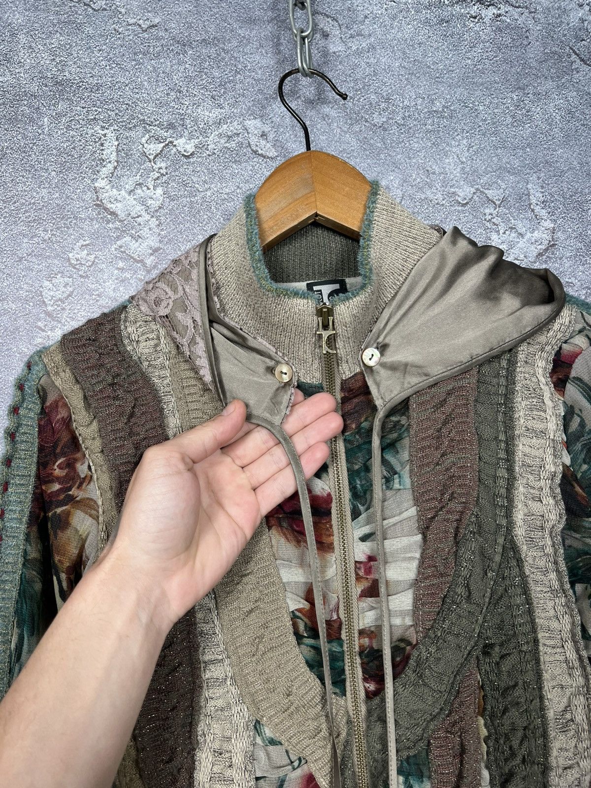 Vintage Vintage Tricot Chic Avant Garde Save the Queen Style Hoodie Size L / US 10 / IT 46 - 7 Thumbnail