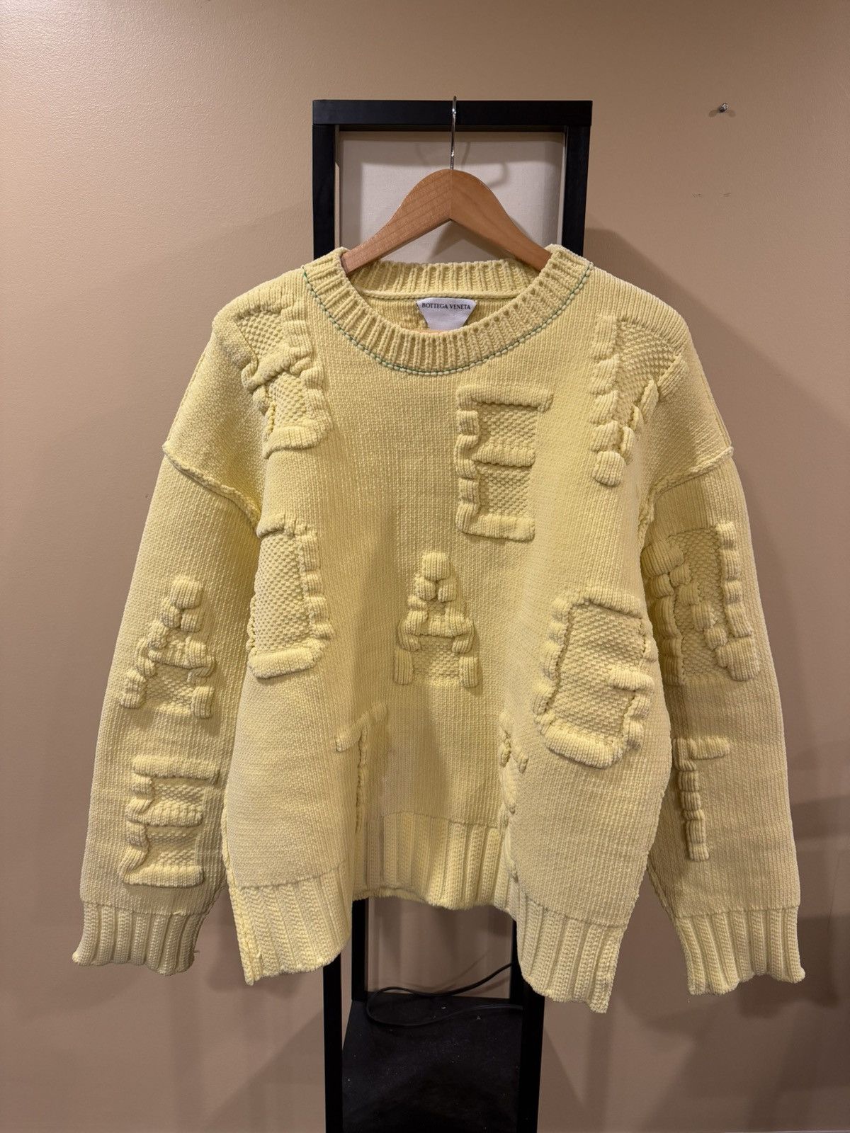 Bottega Veneta Bottega Veneta Yellow Alphabet Chenille Crewneck Sweater Size L / US 10 / IT 46 - 2 Thumbnail