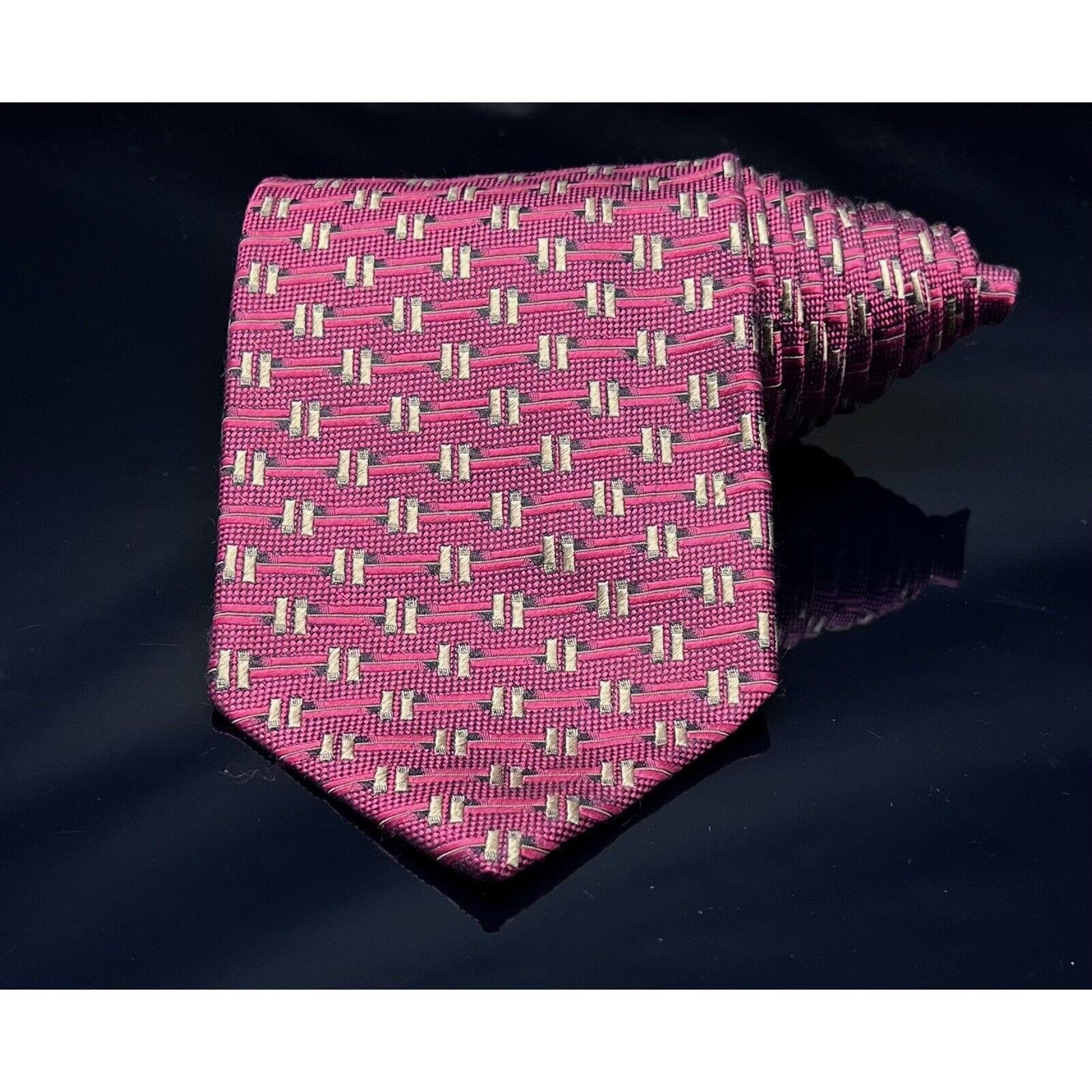 Vintage JZ RICHARDS Men’s Designer Red Geometric 100% Silk Tie Size ONE SIZE - 2 Thumbnail