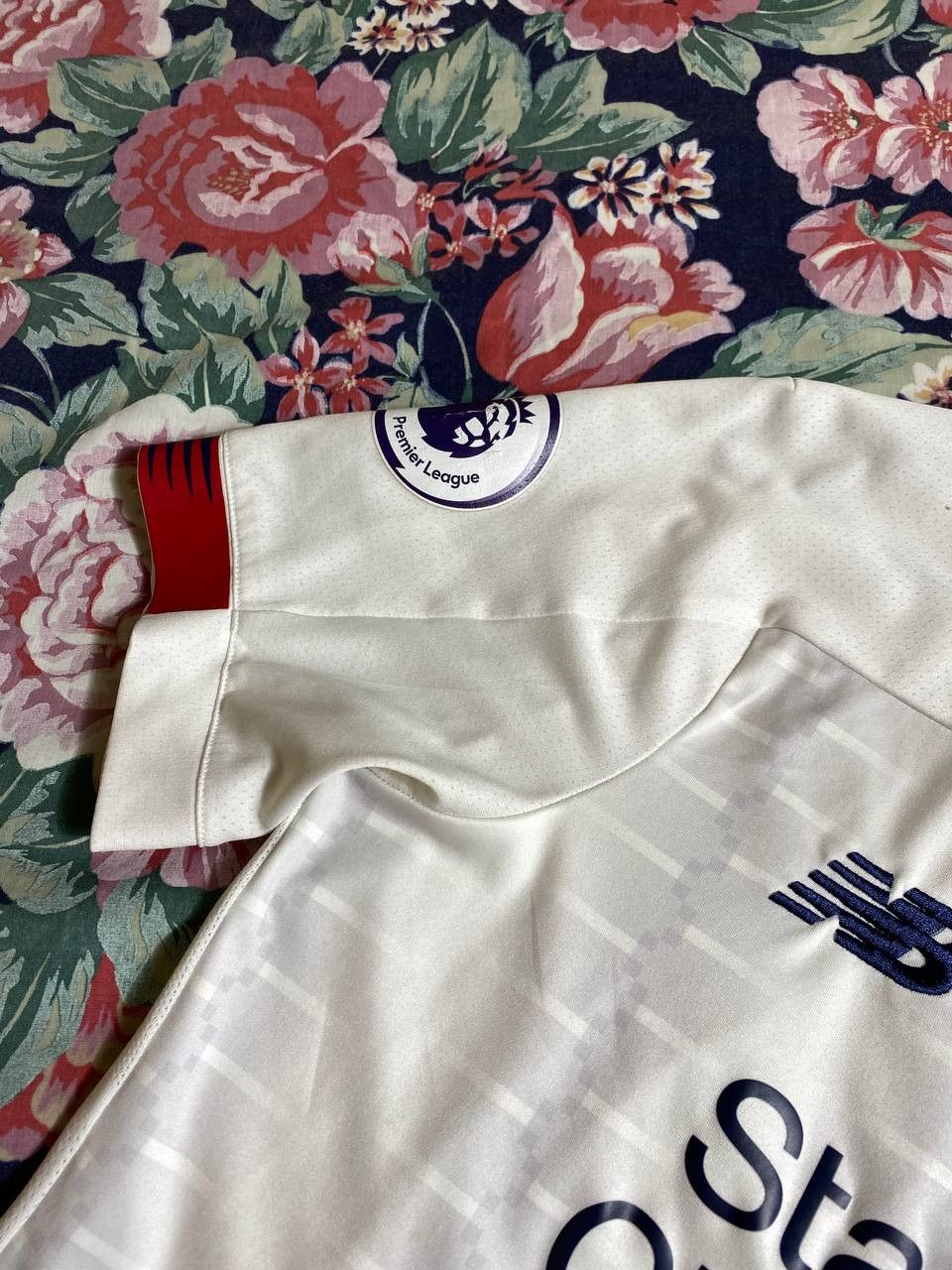 New Balance away soccer kit shirt jersey football Size US S / EU 44-46 / 1 - 11 Thumbnail