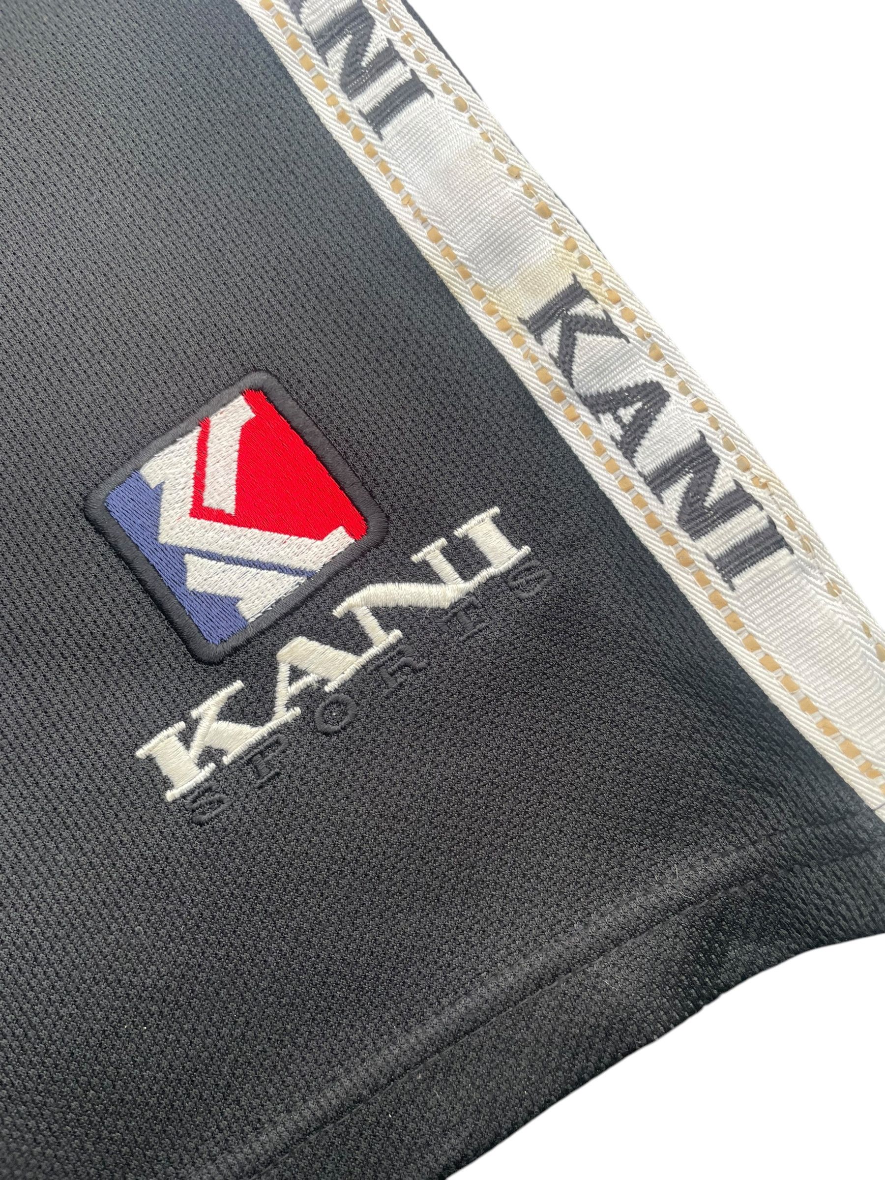 Karl Kani Vintage Karl Kani Sport Short Size US 34 / EU 50 - 4 Thumbnail