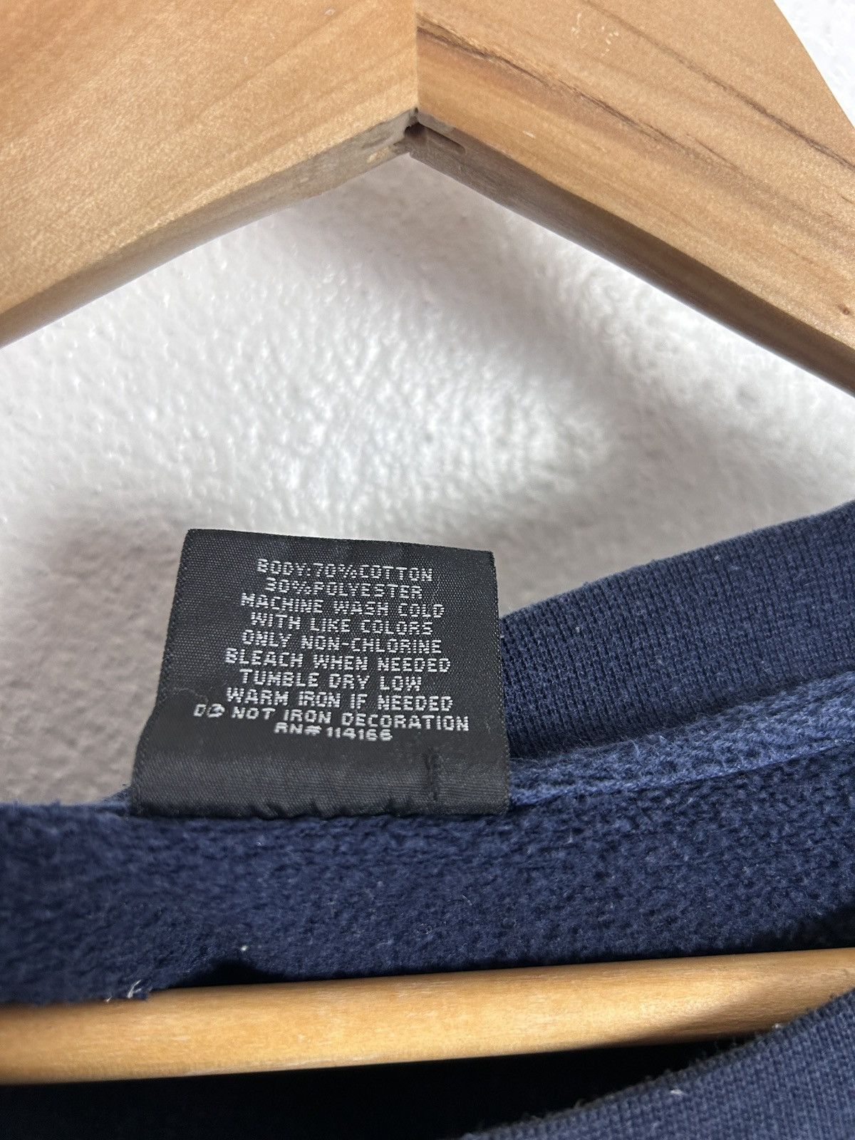 Vintage Vintage Connecticut Storrs Uconn Huskies Sweatshirt Crewneck Size US XL / EU 56 / 4 - 6 Thumbnail