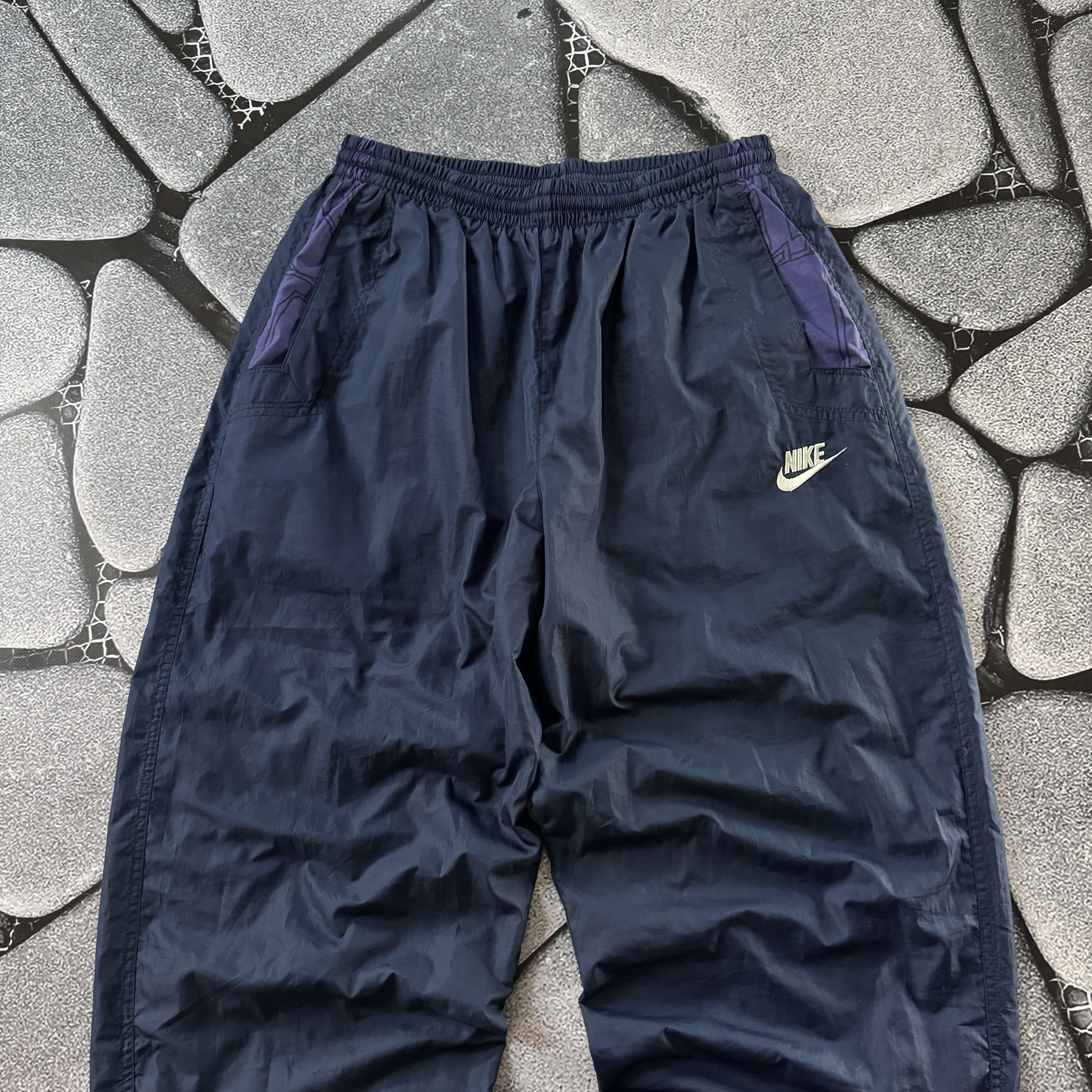 Nike × Vintage NIKE 90S NYLON TRACK PANT VINTAGE RETRO STYLE Y2K Size US 34 / EU 50 - 3 Thumbnail