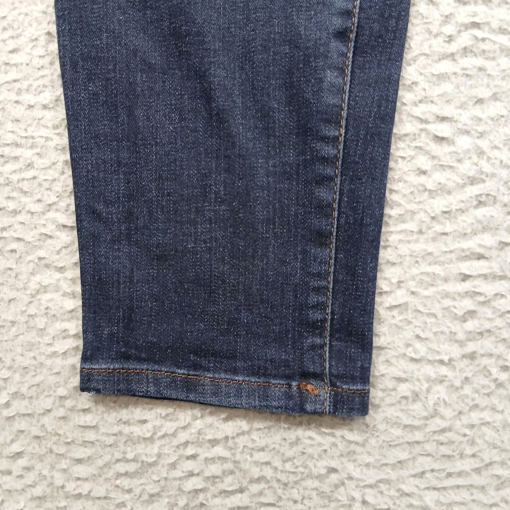 Eileen Fisher VINTAGE? No. Eileen Fisher Jeans Blue Dark Wash 6 Organic Cotton Stretch Skinny Leg Denim 5-Pocket Womens EUC Size 28" / US 6 / IT 42 - 6 Thumbnail