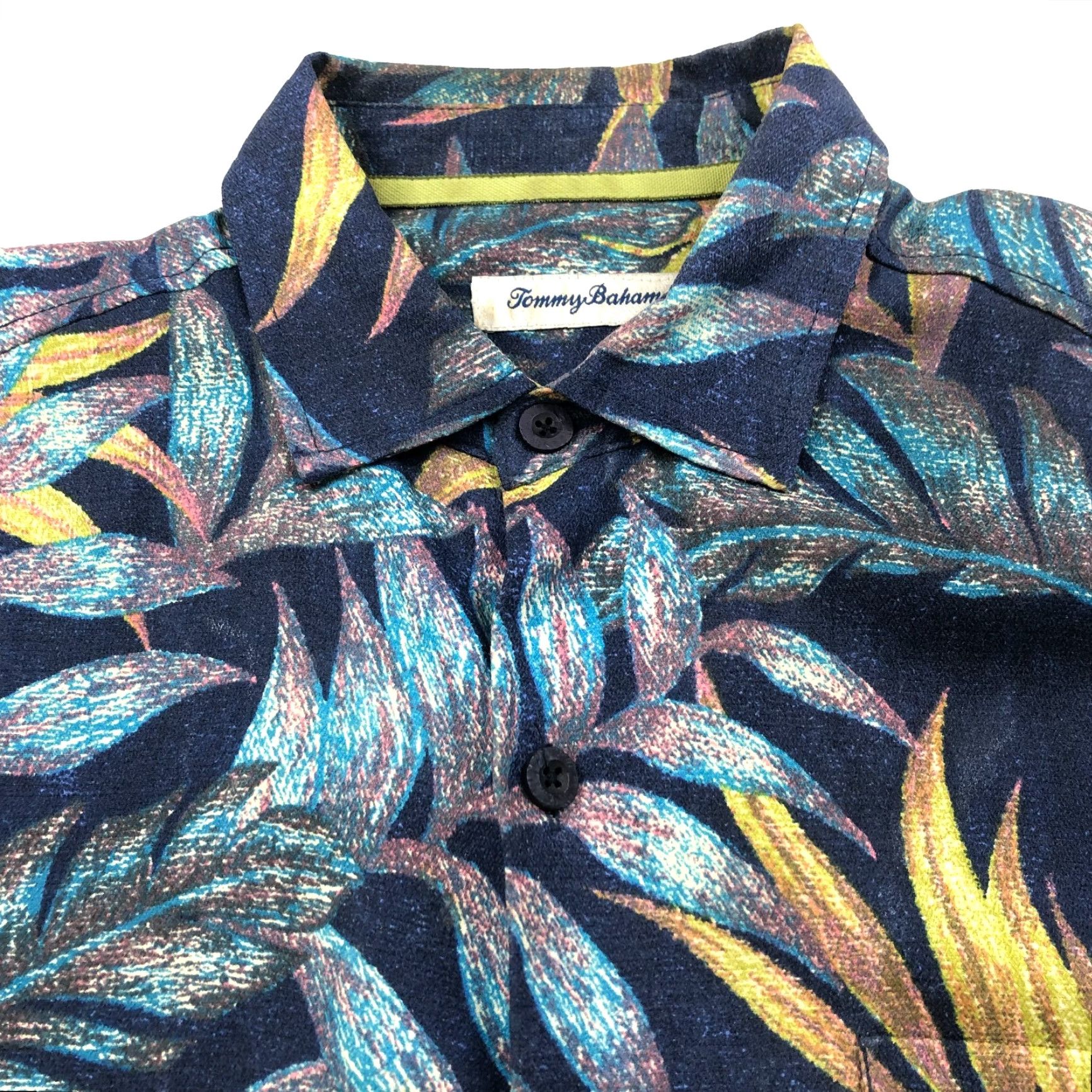 Tommy Bahama Tommy Bahama Island Zone Short Sleeve Pocket Hawaiian Shirt Blue MINT Size US S / EU 44-46 / 1 - 3 Thumbnail