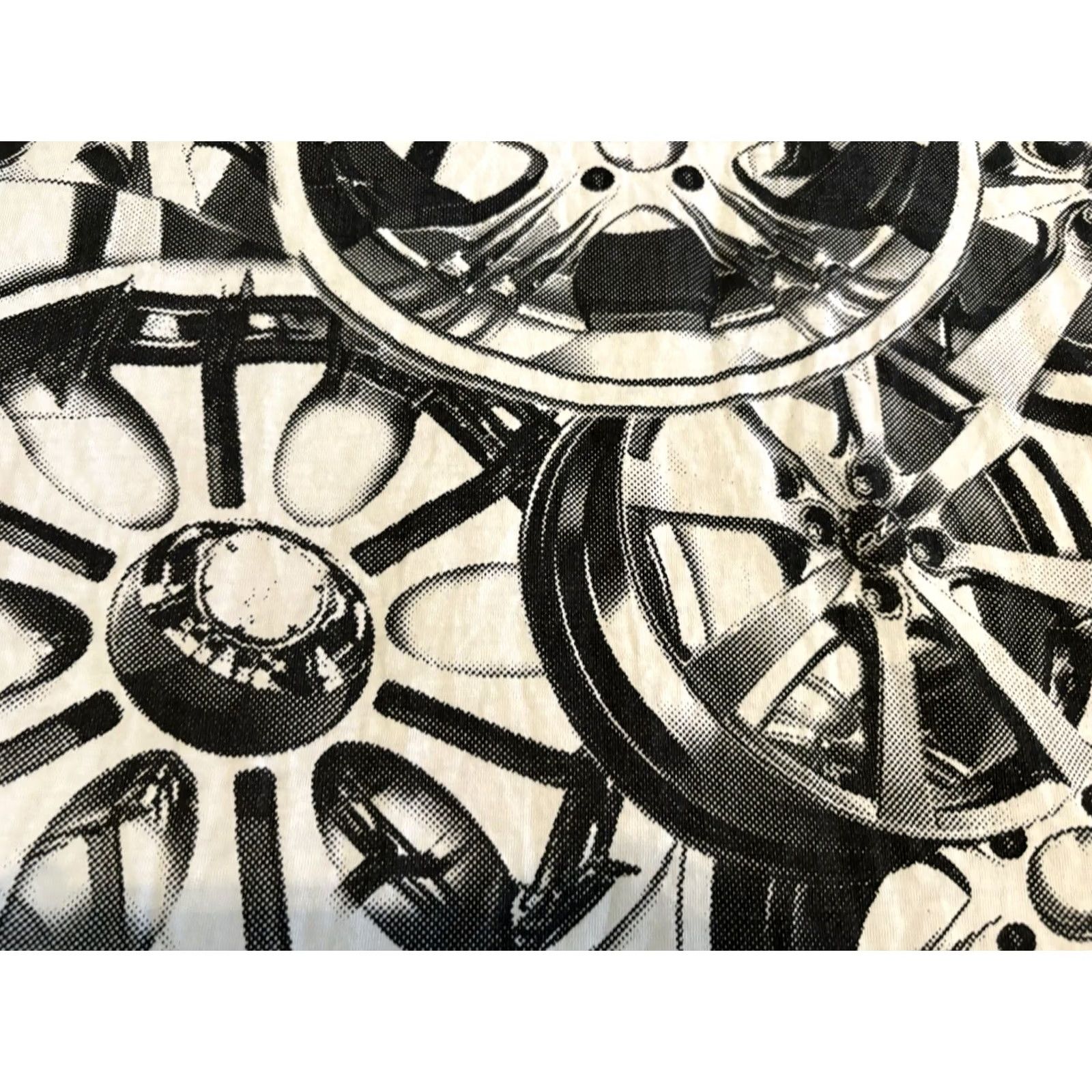 Vintage VINTAGE TND Shirt Car Show Rims Wheels AOP Size Large Men White Short Sleeve Crew Neck Graphic Print T-Shirt Cars Art Mexico L Regular Size US L / EU 52-54 / 3 - 3 Thumbnail