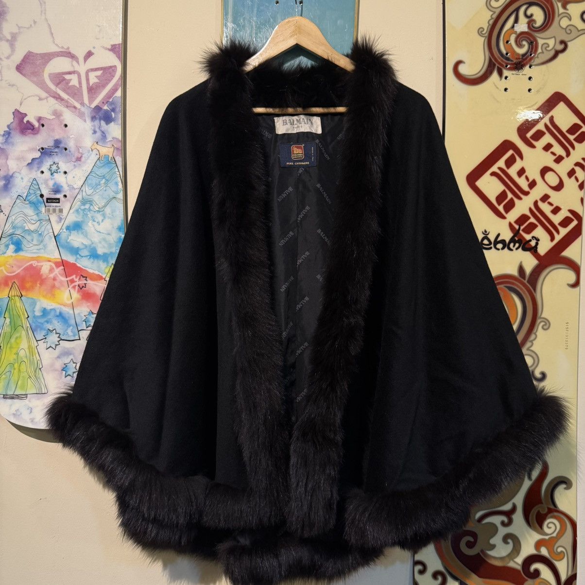 Balmain Vintage Balmain Cashmere Fur Poncho Size ONE SIZE - 2 Thumbnail