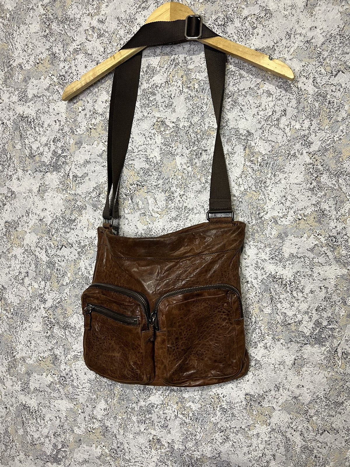 Miu Miu Vintage Miu Miu Crossbody Leather Bag Rare Size ONE SIZE - 2 Thumbnail