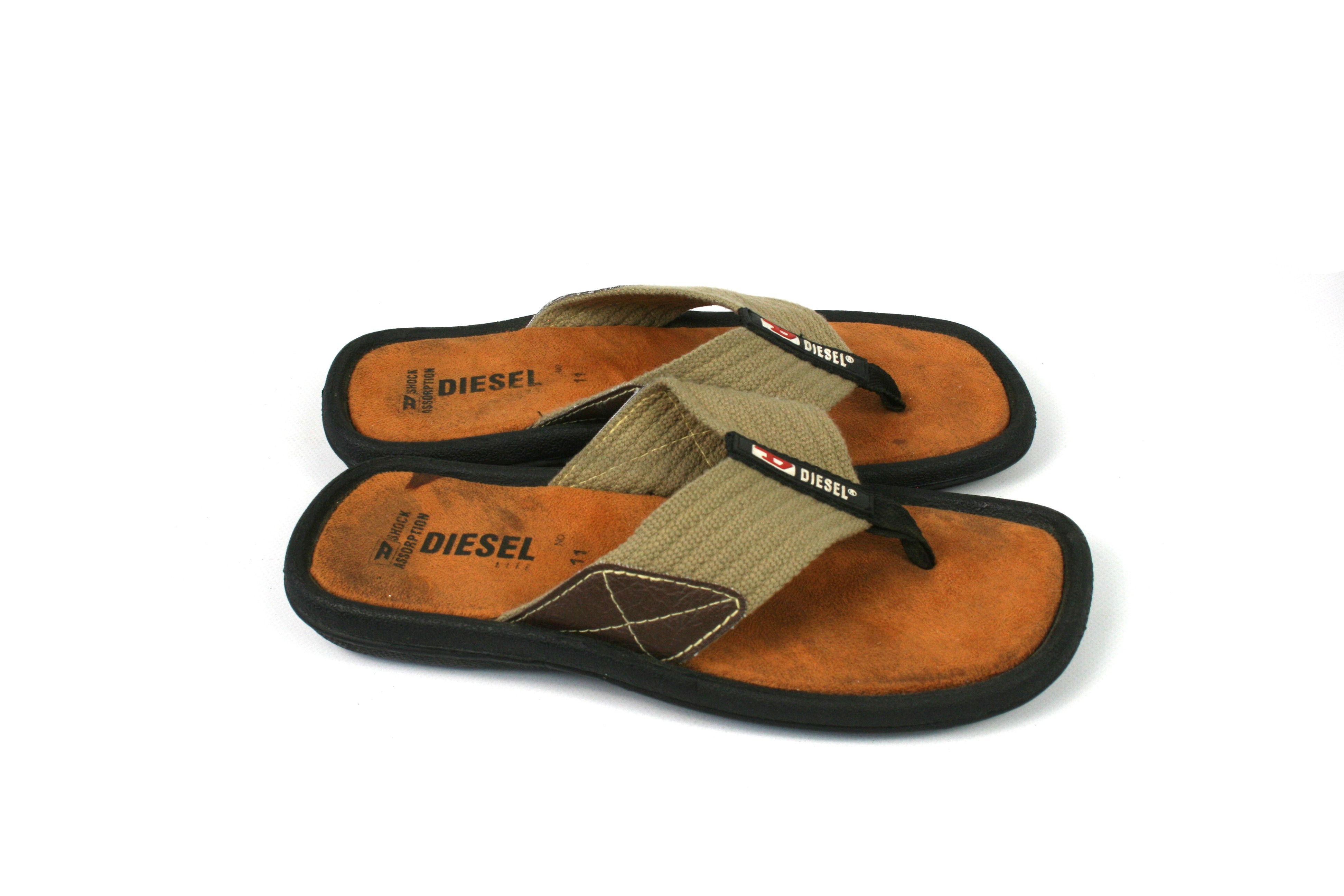 Diesel 00S Logo Y2K Flip Flops Vintage Size US 6 / EU 39 - 2 Thumbnail