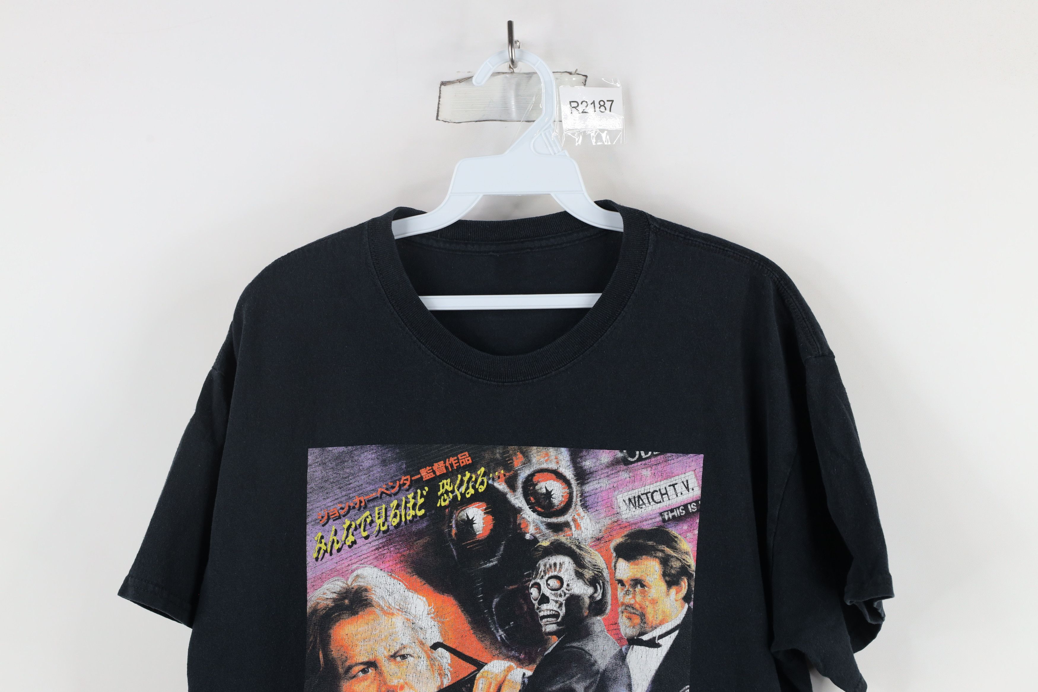 Vintage Vintage Streetwear They Live Brain Wash Horror Movie T-Shirt Size US L / EU 52-54 / 3 - 2 Thumbnail