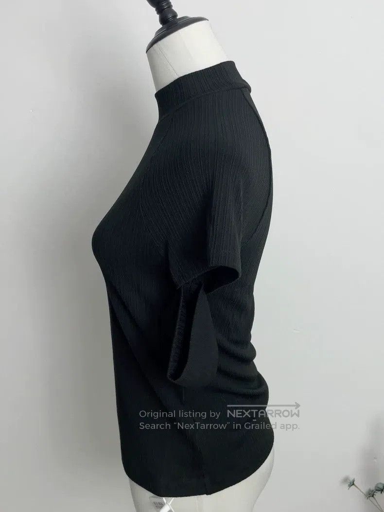 Helmut Lang Helmut Lang Black short-sleeved top Size M / US 6-8 / IT 42-44 - 2 Thumbnail