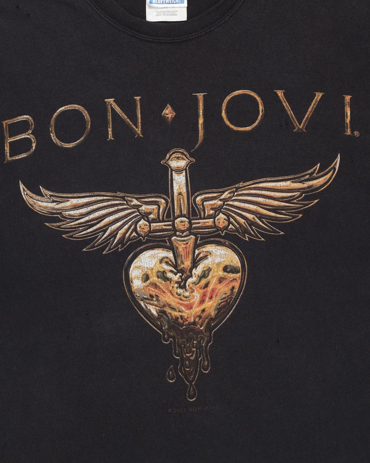 Band Tees Bon Jovi 2011 Tour Winged Dagger Heart Hanes Heavyweight Size US L / EU 52-54 / 3 - 4 Thumbnail