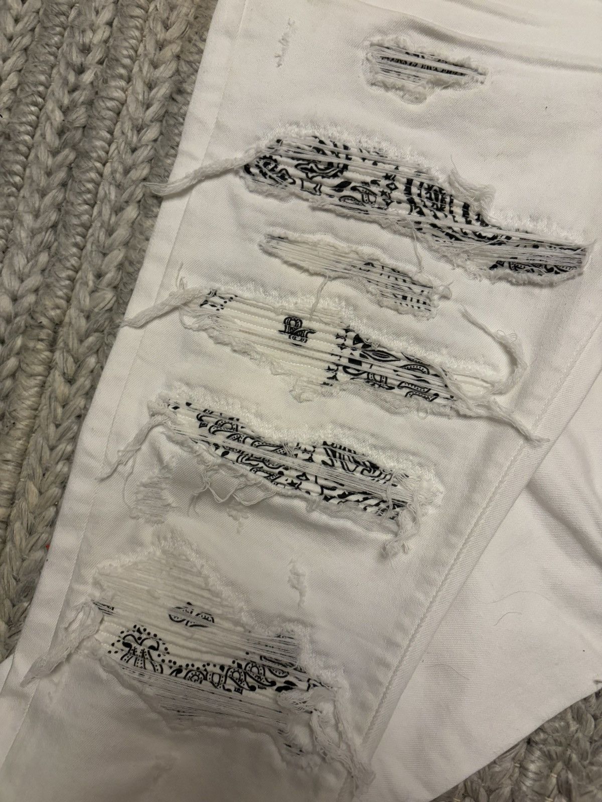 Amiri Amiri white bandana pants Size US 34 / EU 50 - 6 Thumbnail