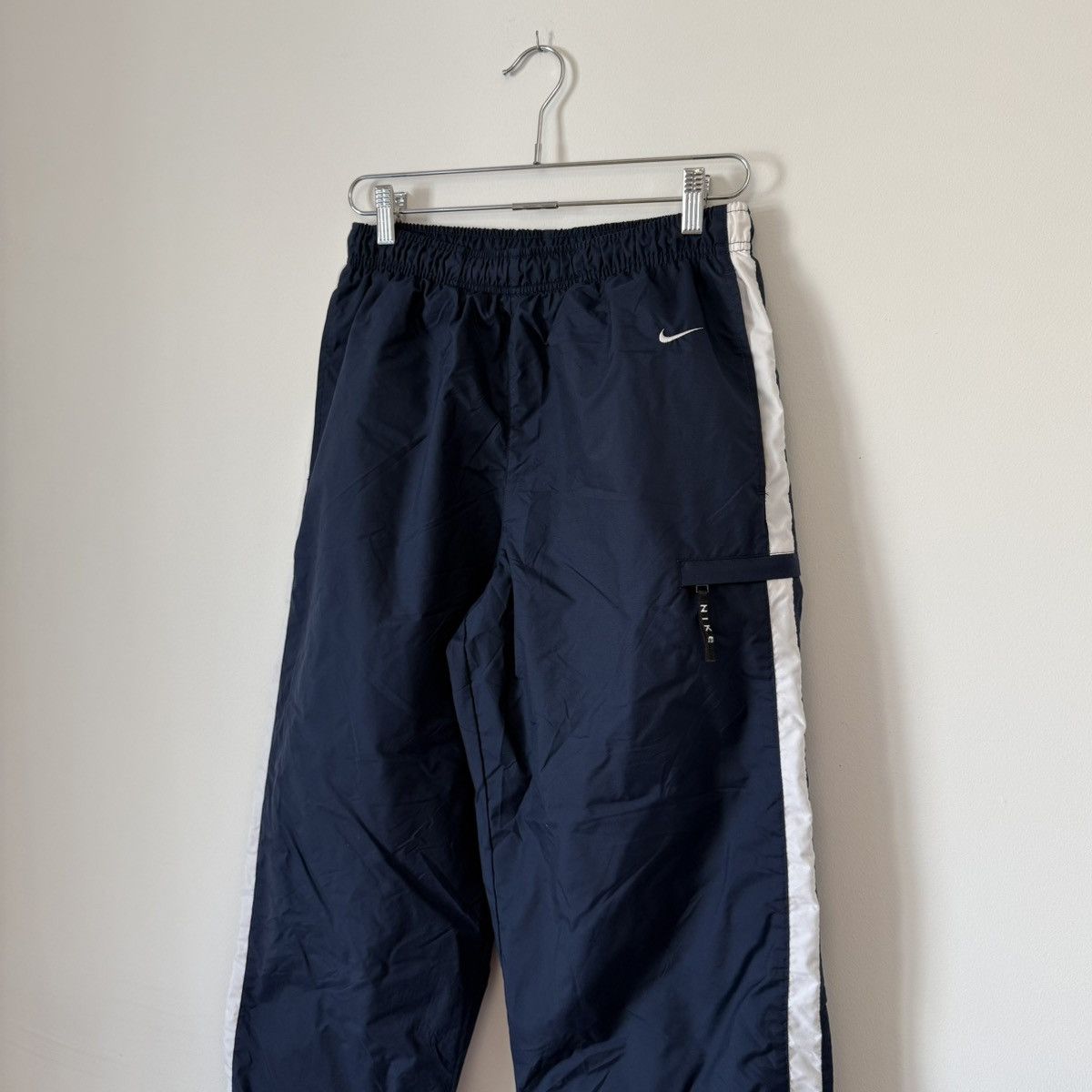 Nike Vtg 2000s Nike Spellout Baggy Nylon Track Pants Drill Y2K Size US 30 / EU 46 - 3 Thumbnail