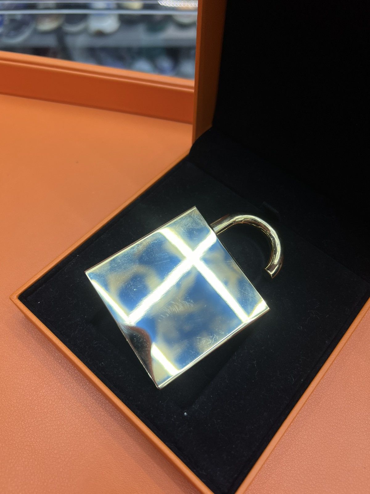 Hermes Hermes Refillable Lock Spray Perfume Bottle Case Size ONE SIZE - 3 Thumbnail