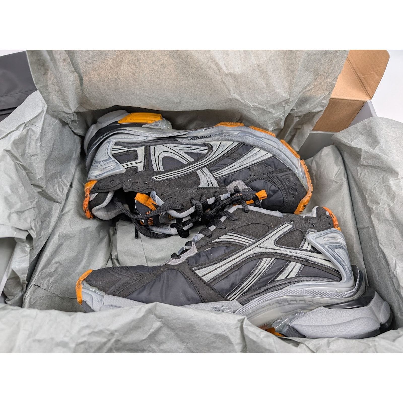 Balenciaga o1rshd1 Nylon Suede Runners in Black/Grey/Fluo Orange Size US 9 / EU 42 - 22 Thumbnail