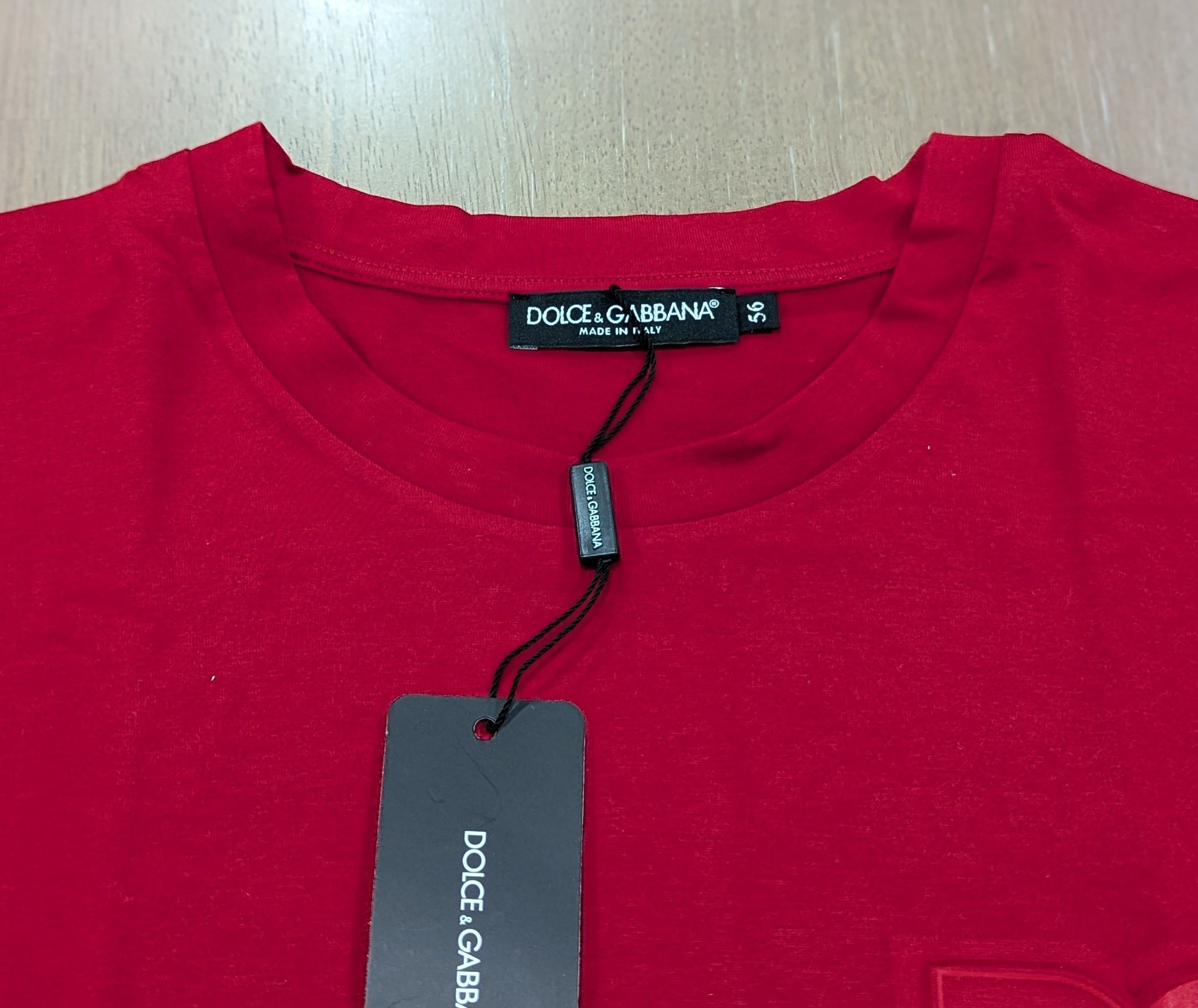 Dolce & Gabbana Dolce Gabbana Embossed D&G Logo T-Shirt Red 56 US 46 Size US XL / EU 56 / 4 - 2 Thumbnail