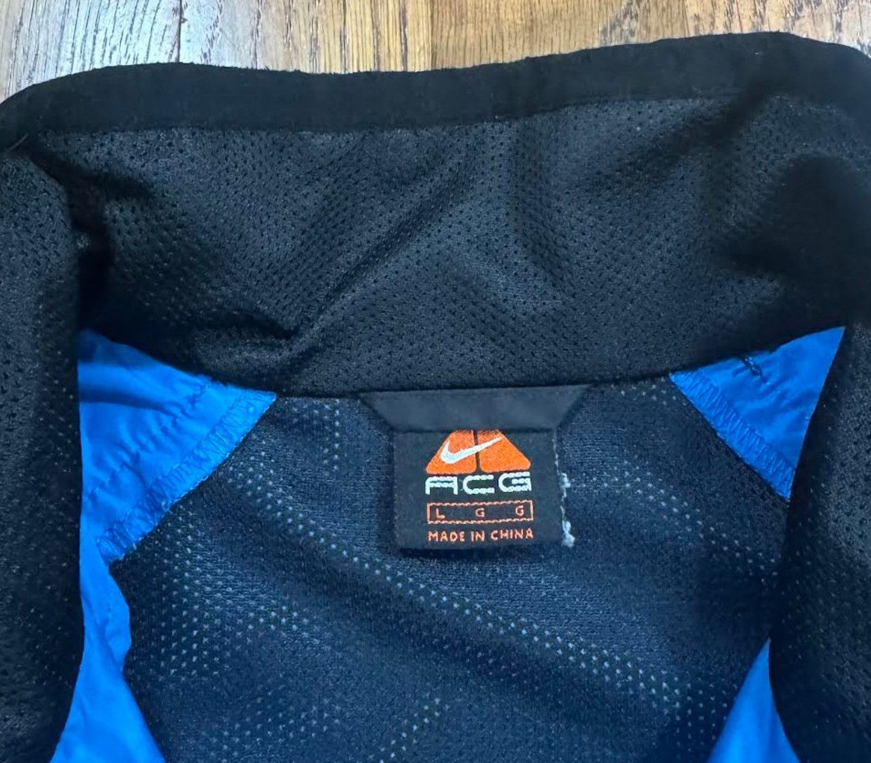 Nike × Nike ACG Vintage 90s Nike ACG Clima F.I.T. Swoosh Windbreaker size L Size US L / EU 52-54 / 3 - 5 Thumbnail