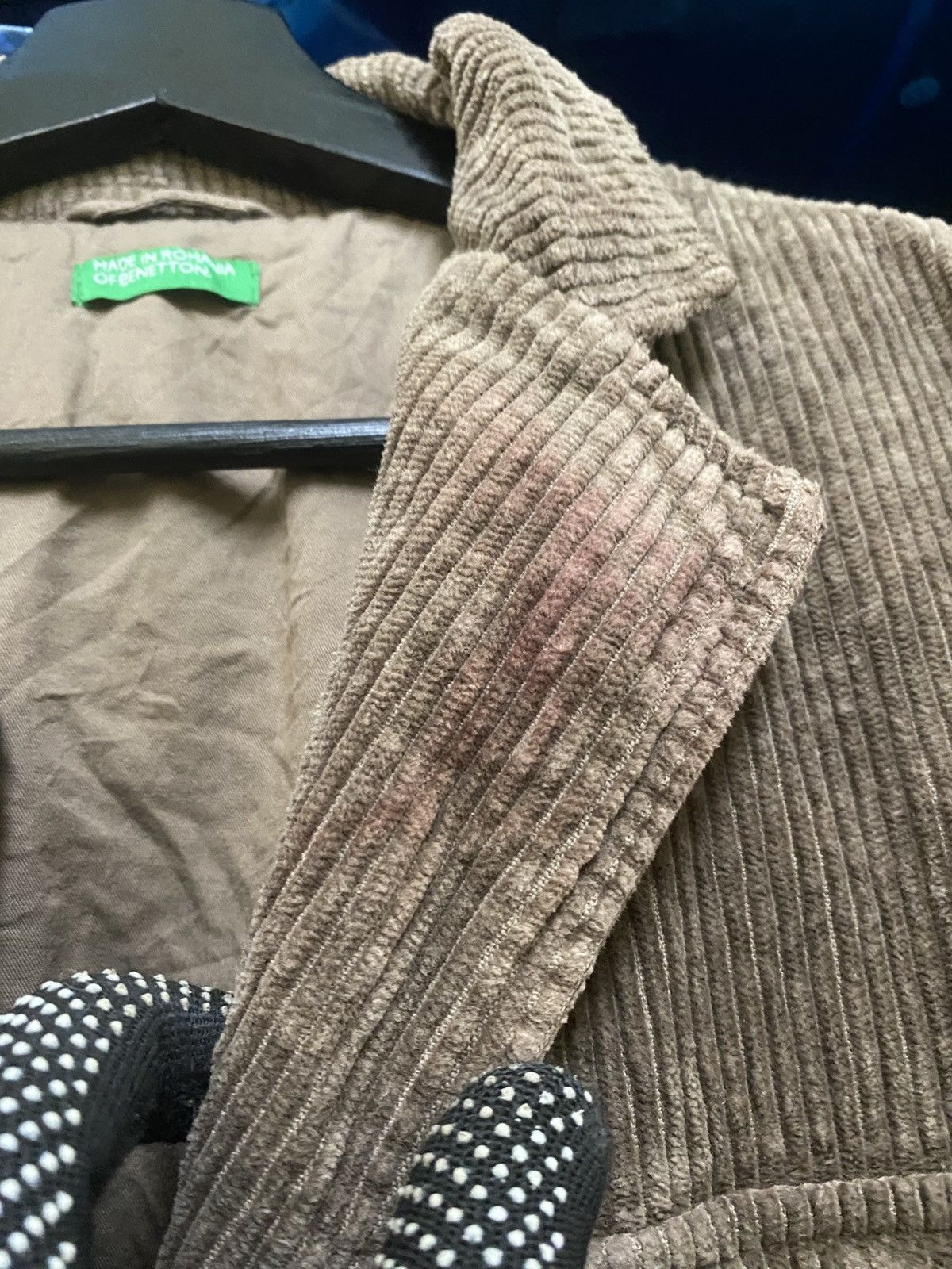 Benetton Vintage Benetton Brown Corduroy Blazer Made in Romania Size US M / EU 48-50 / 2 - 6 Thumbnail
