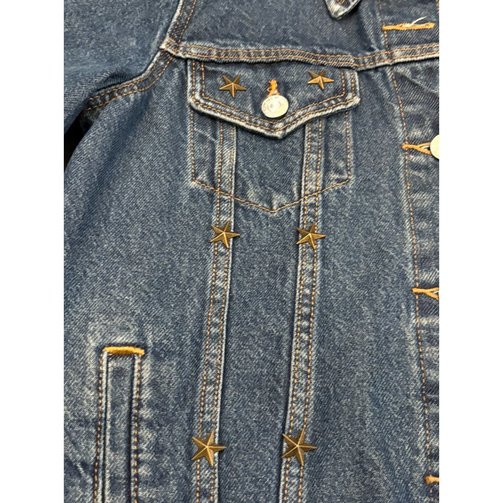 Levi's VINTAGE Levi's Original Trucker Jacket Women Medium Denim Blue Stars (Bronze) Size 32" / US 10 / IT 46 - 2 Thumbnail