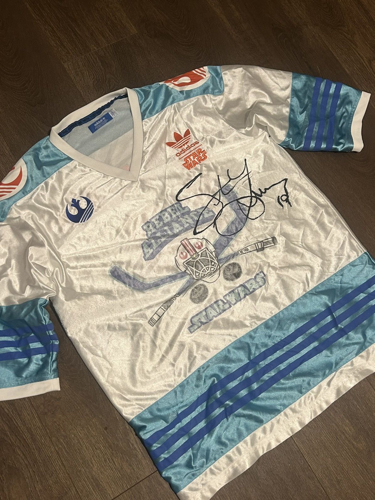 Adidas × Star Wars RARE Adidas x Star Wars - SIGNED by NHL Legend Steve Yzerman Size US XXL / EU 58 / 5 - 1 Thumbnail