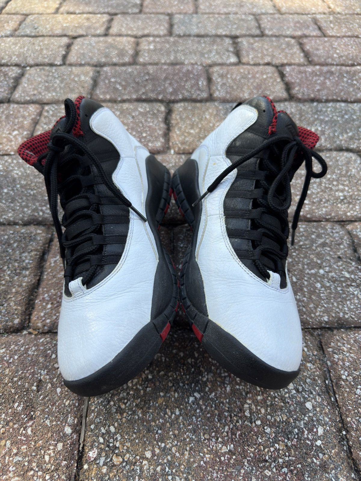 Jordan Brand Chicago 10 Retro Jordan (2011) Size US 10.5 / EU 43-44 - 3 Thumbnail