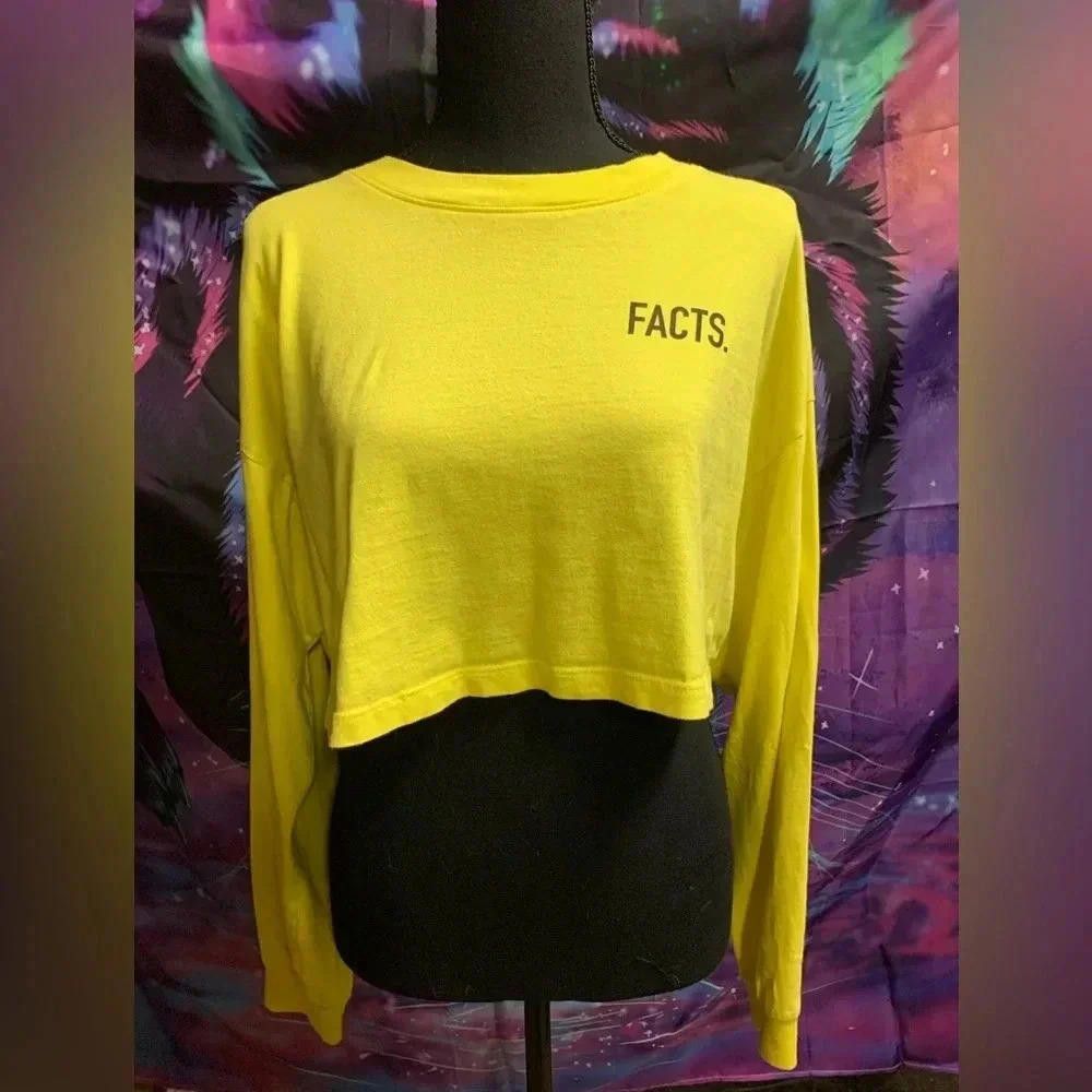 Forever 21 Forever 21 Yellow Cropped Long Sleeve - FACTS. Print Size L / US 10 / IT 46 - 1 Thumbnail