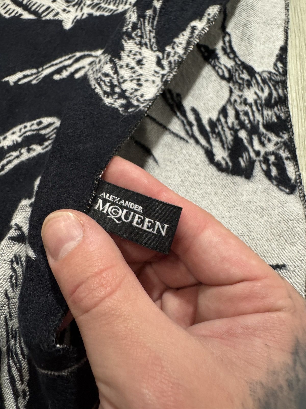 Alexander McQueen Alexander Mcqueen Reversible Wool Scarf Size ONE SIZE - 3 Thumbnail