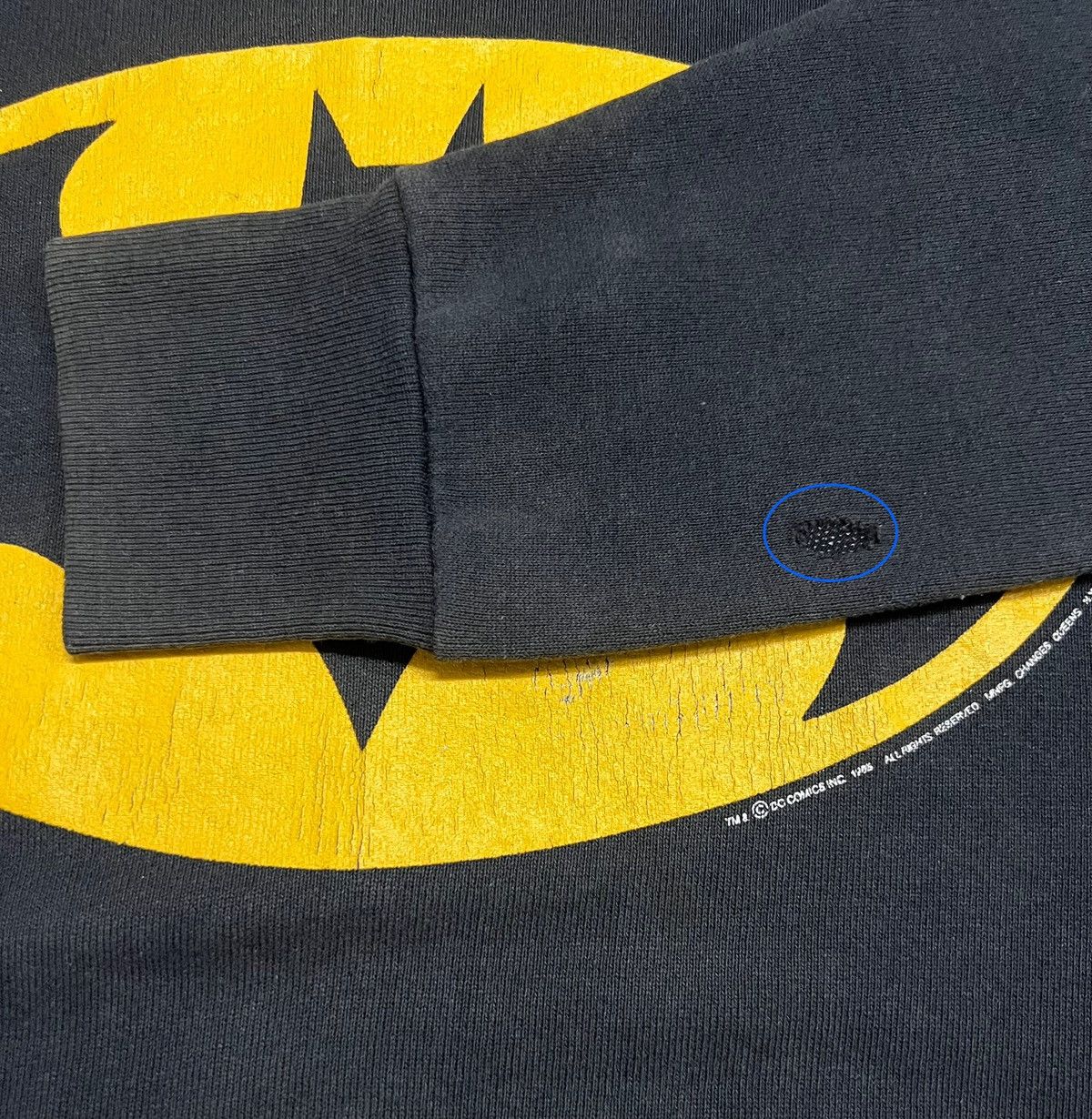 DC Comics 80s Vintage Distressed Batman Sweatshirt Size US L / EU 52-54 / 3 - 7 Thumbnail
