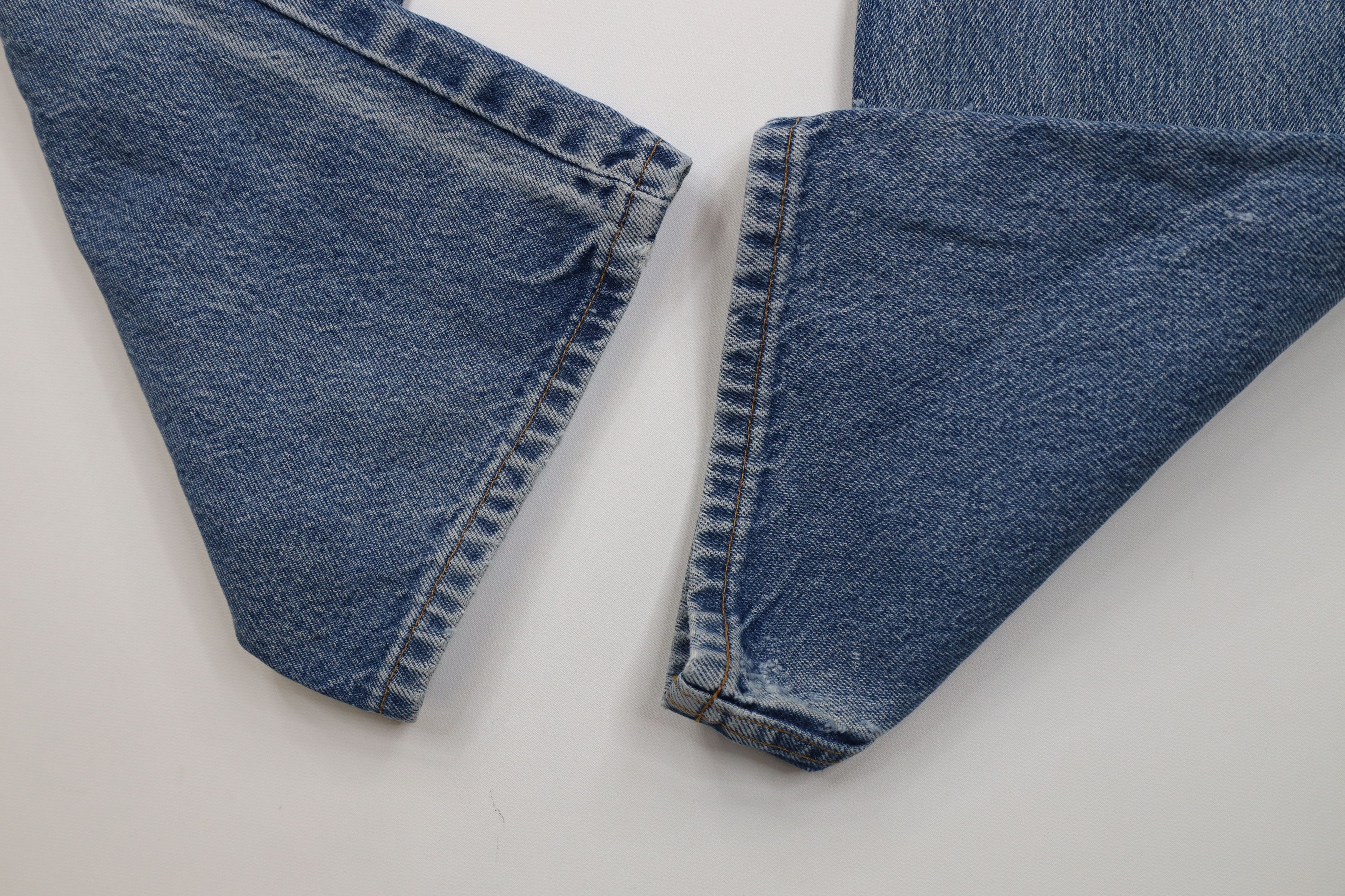 Levi's Vintage Y2K Levis 517 Flared Bootcut Denim Jeans Blue USA Size US 36 / EU 52 - 7 Thumbnail