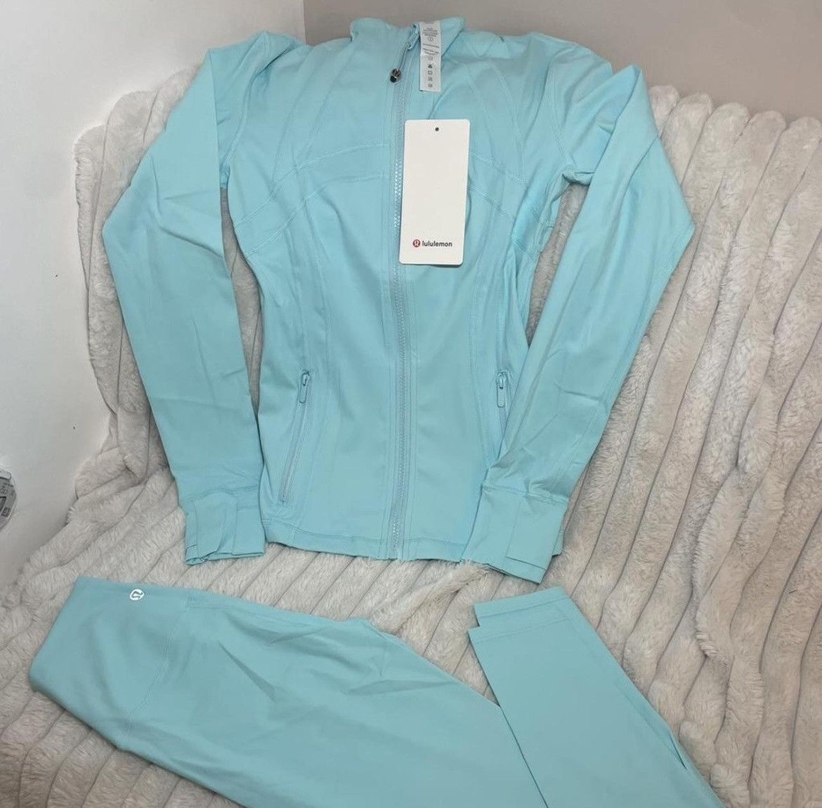 Lululemon Lululemon jacket only Size ONE SIZE - 10 Thumbnail
