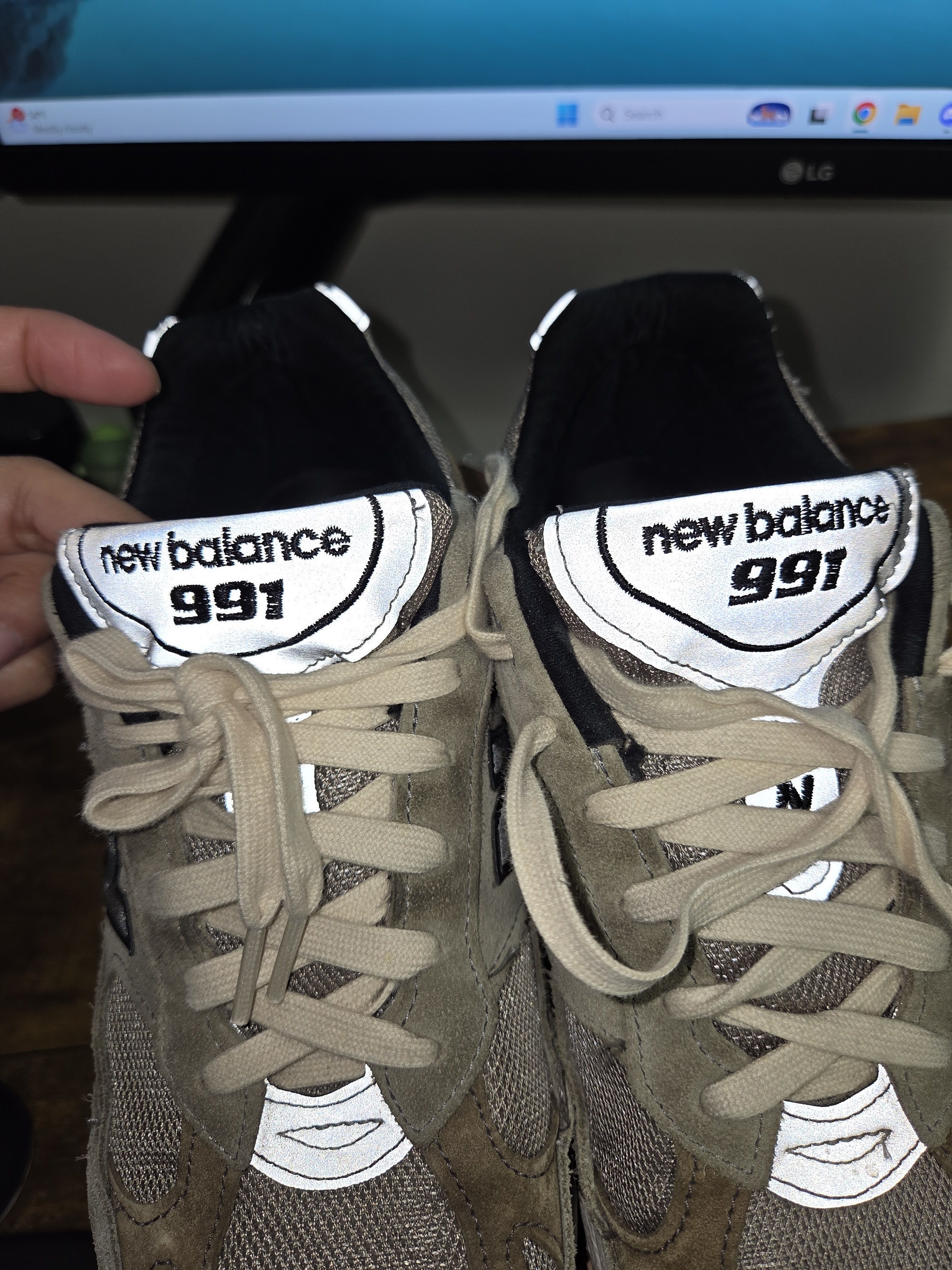 JJJJound × New Balance New Balance 991 MiUK JJJJound Grey Olive Size US 9 / EU 42 - 14 Thumbnail