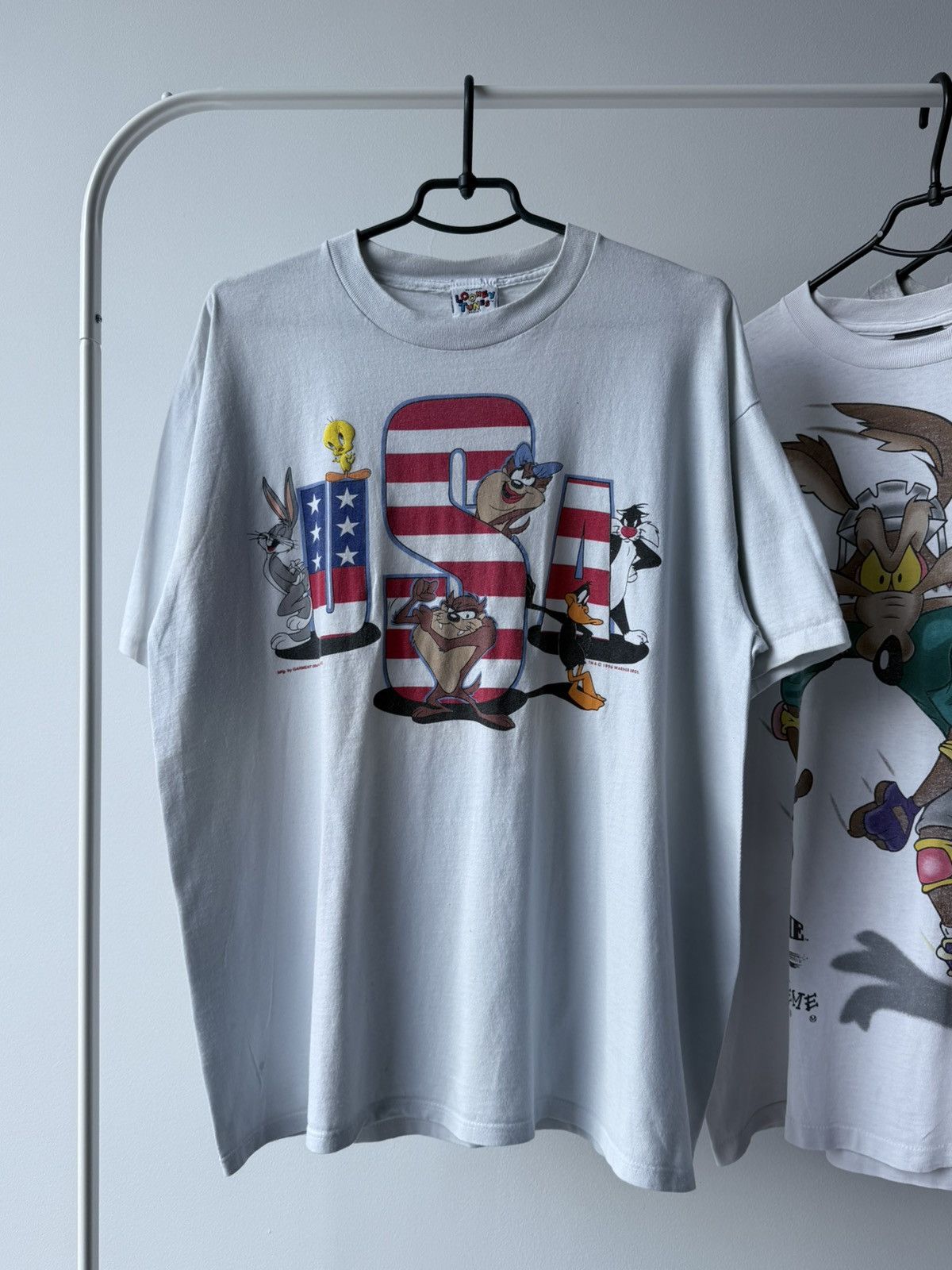 Cartoon Network Vintage 90s Looney Tunes USA Taz Bugs Bunny T-Shirt Tee Size US XL / EU 56 / 4 - 1 Thumbnail